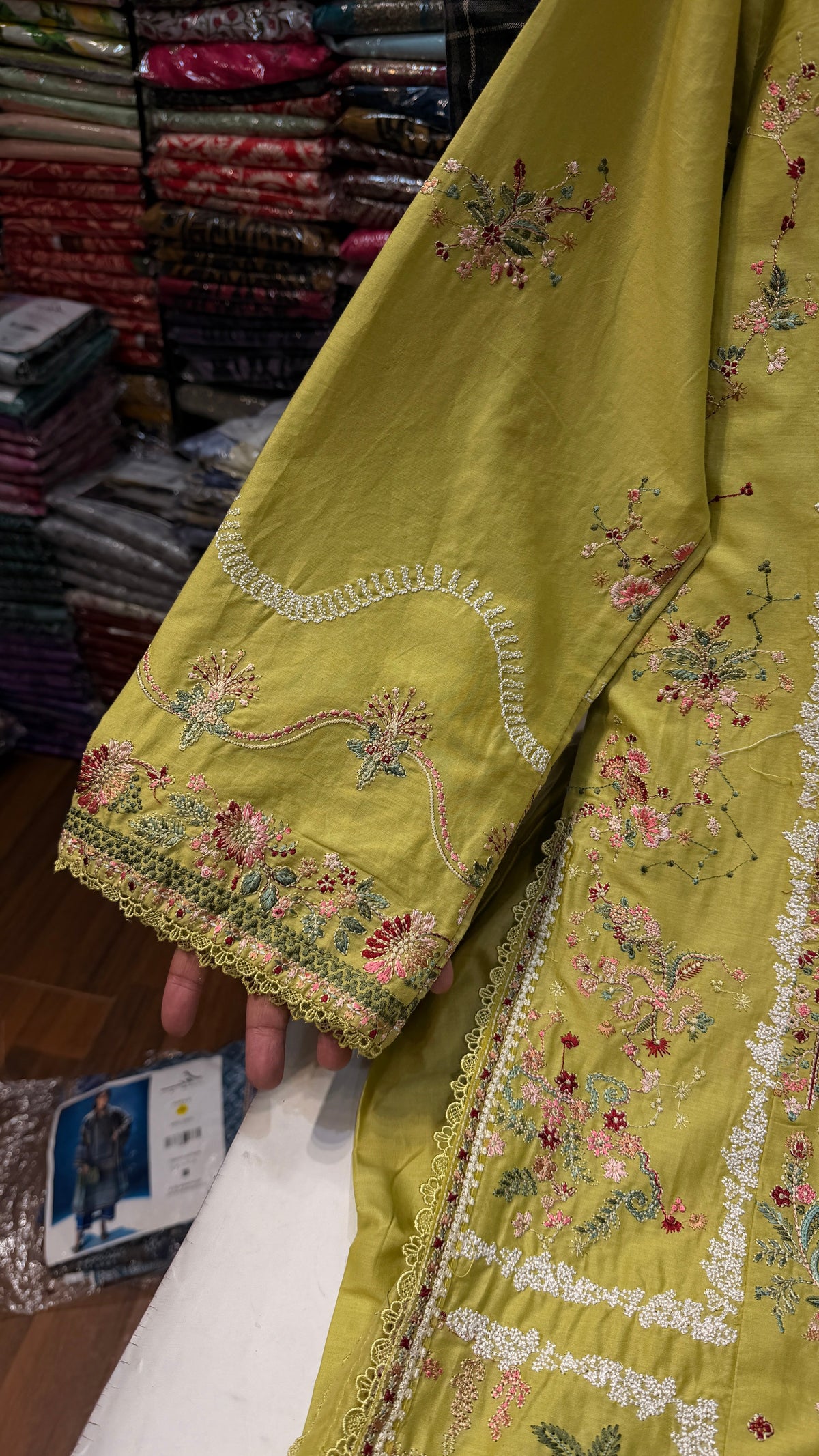 HUSSAIN REHAR LAWN MIRHA RTW