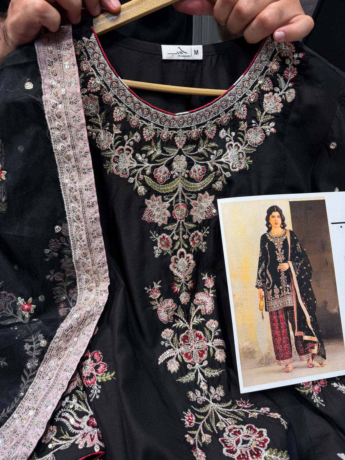ETHNC KURTA SET VISCOSE E-1062 3PC (Delivery Time 10 to 15 Days)
