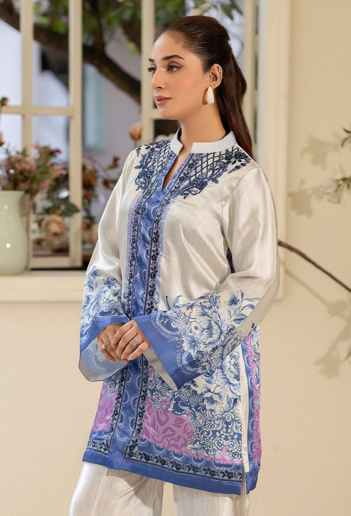 NOOR SILK  08