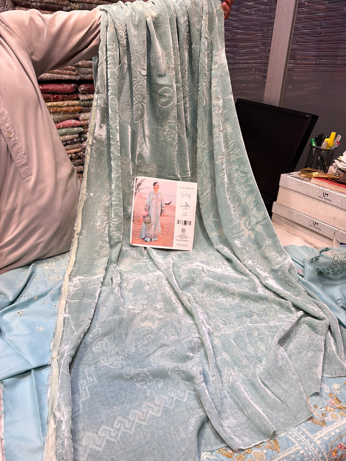 QALAMKAR AYRA DHANAK PALACHI SHAWL