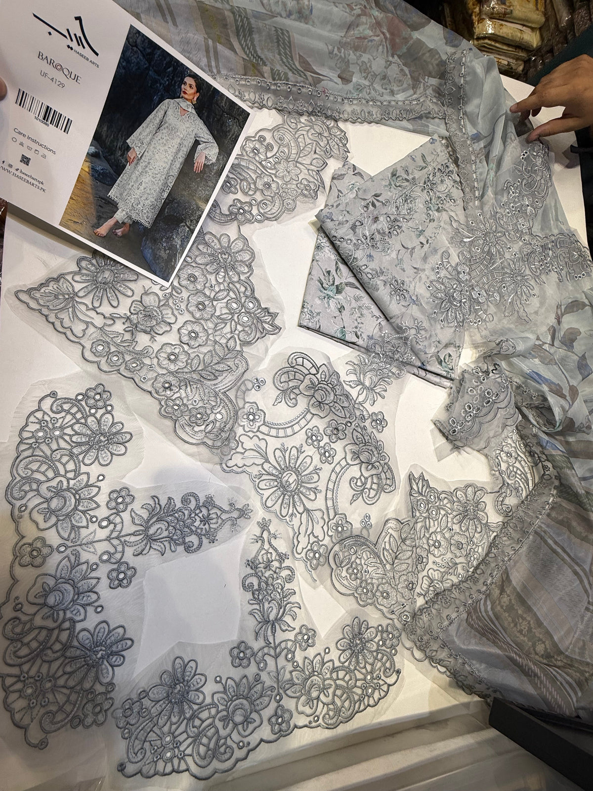 BAROQUE UF-4129 Gray