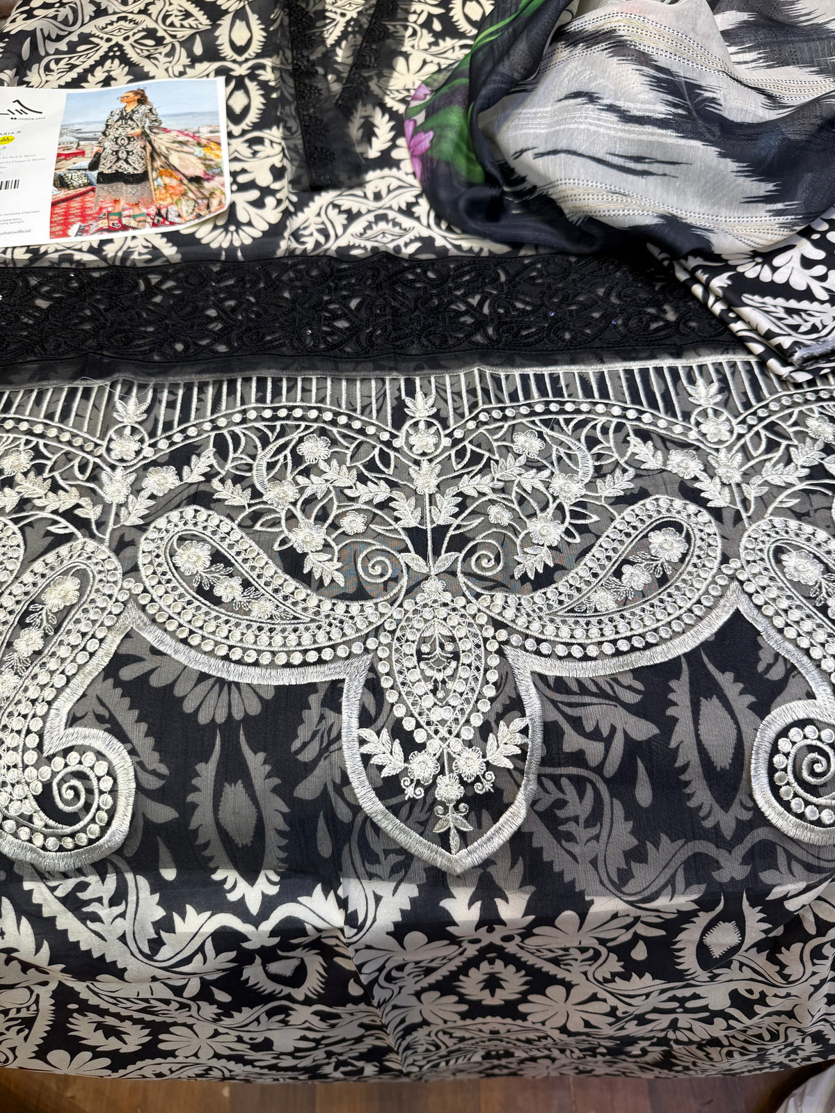 LAWN 3PC BLACK WHITE