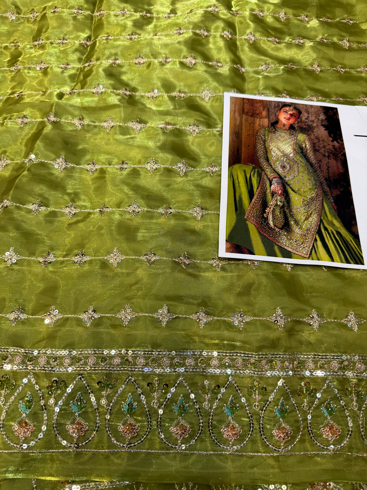 MNR SHISHA SILK RUHI BEGUM