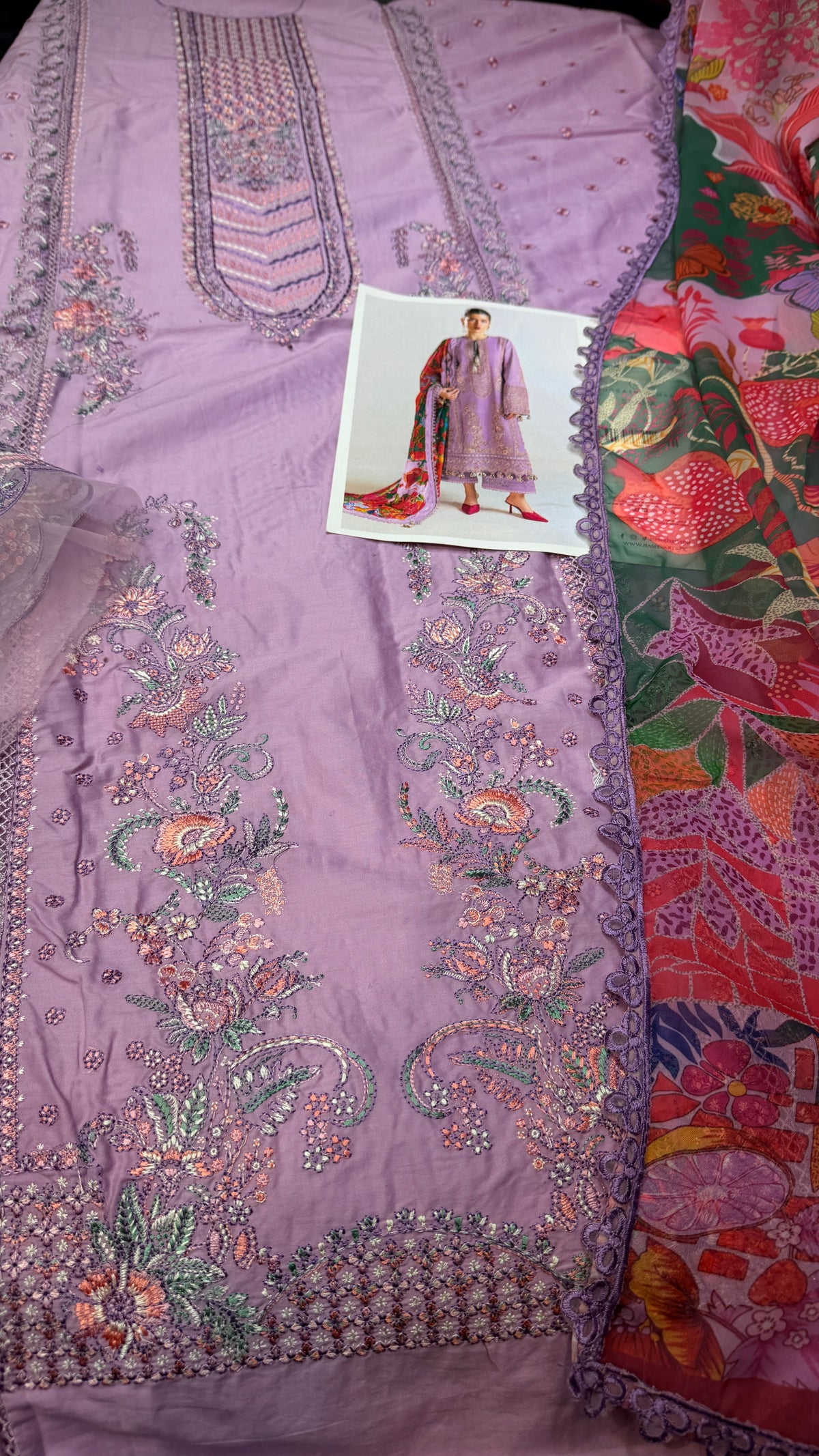 HUSSAIN REHAR LAWN SAAHA
