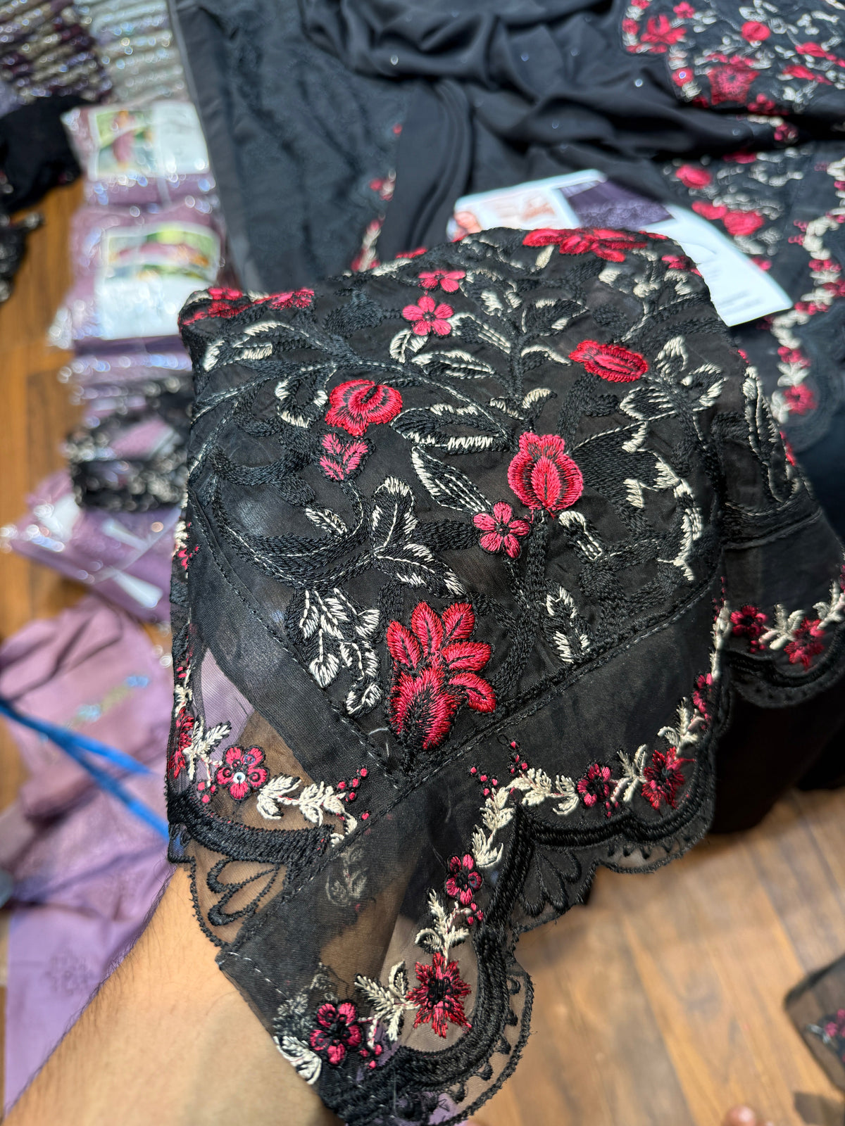 MARIA.B 33 CHIFFON BLACK