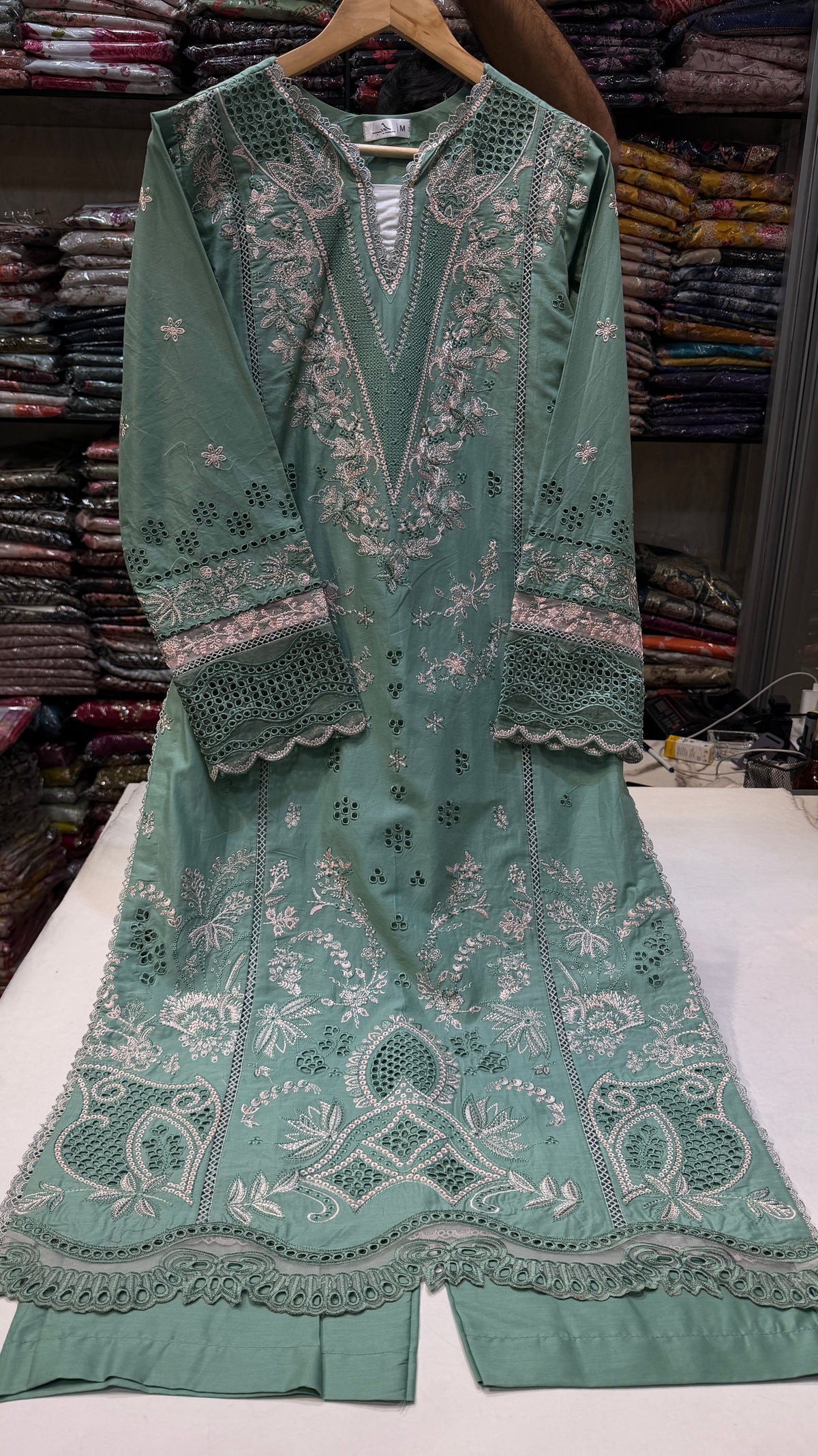 QALAMKAR LAWN 2PC RTW SB02
