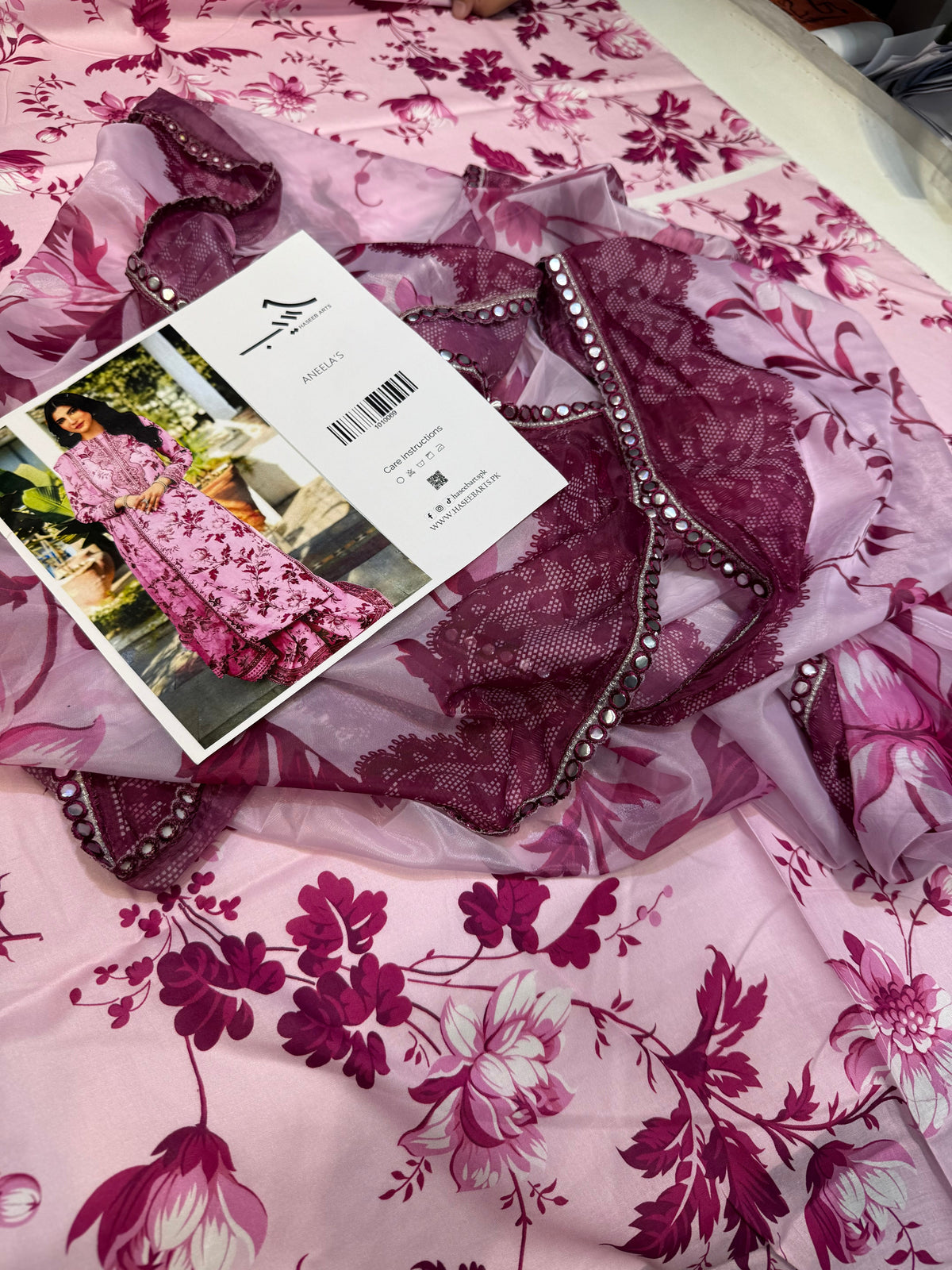 ANEELAS PRINTED LAWN PINK