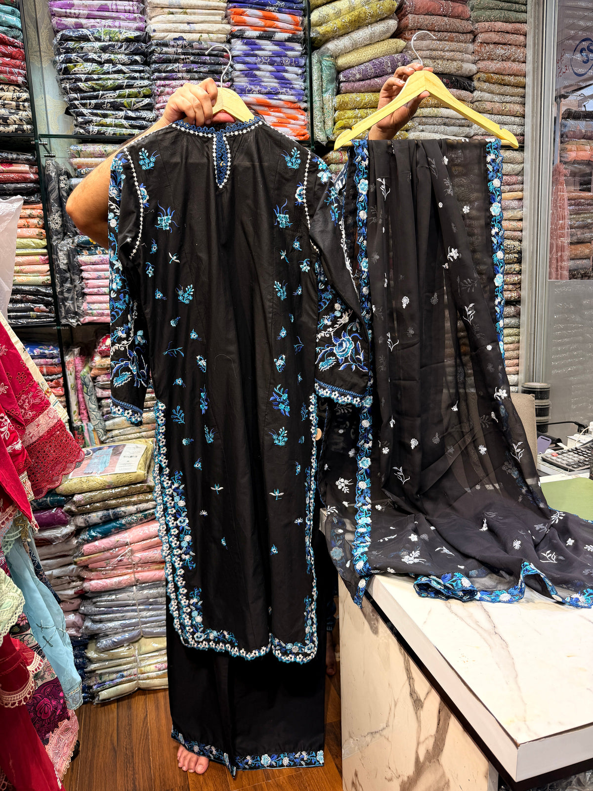 HUSSAIN REHAR LAWN JUGNU ARI RTW
