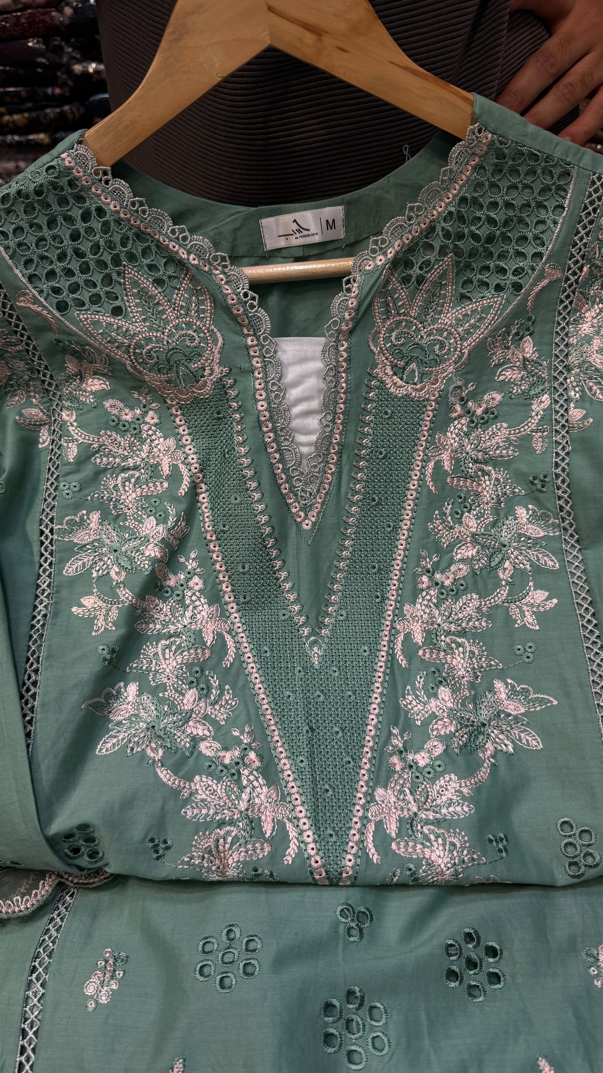 QALAMKAR LAWN 2PC RTW SB02