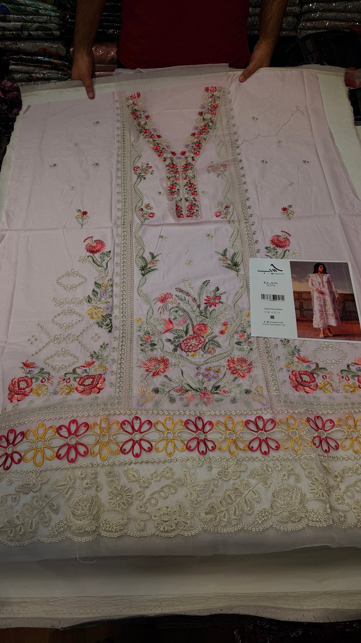 ELAN ZENEL LAWN