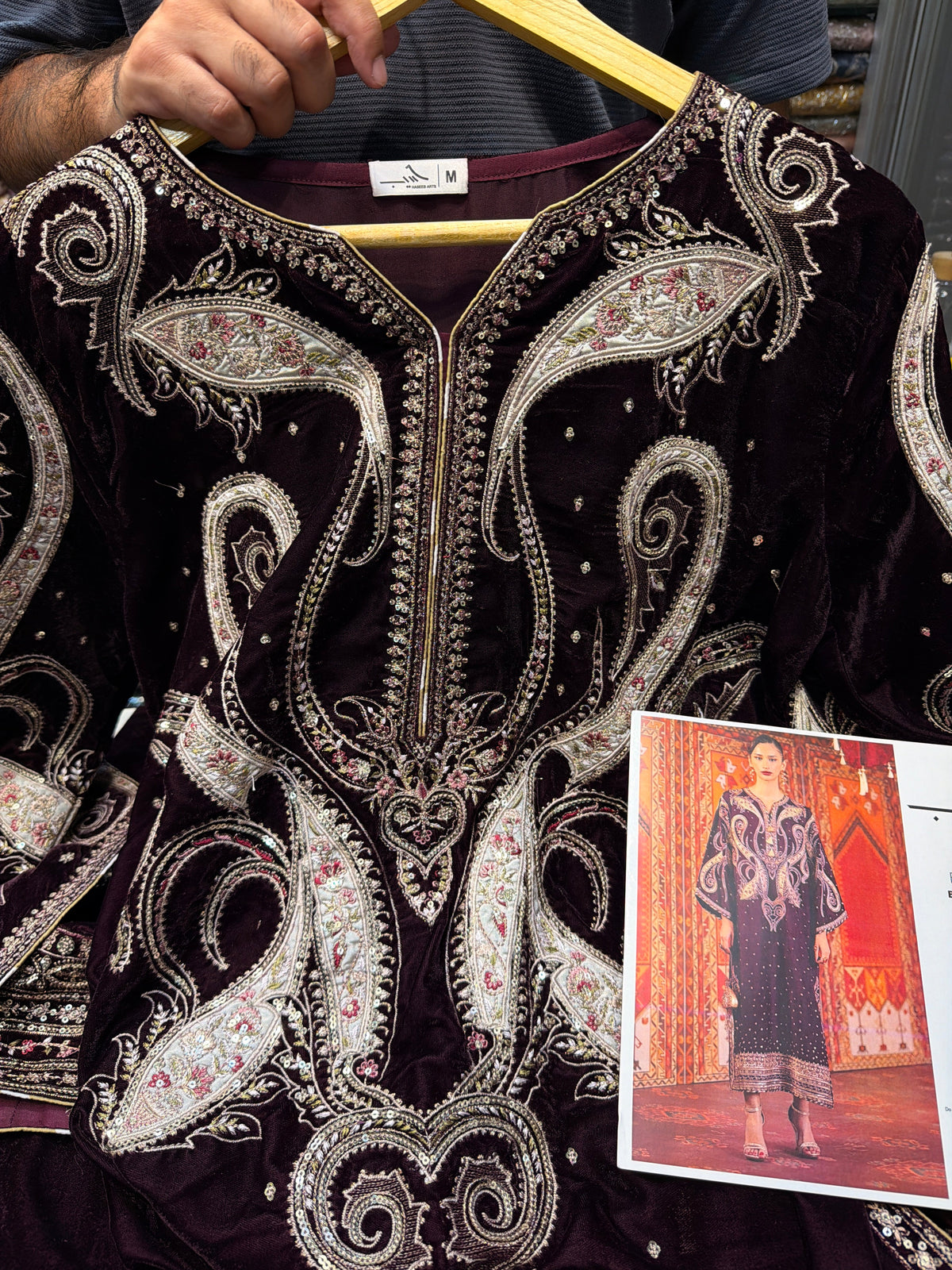 ETHNC VELVET 2PC E-1069 STICHED (Delivery Time 15 to 20 Days)