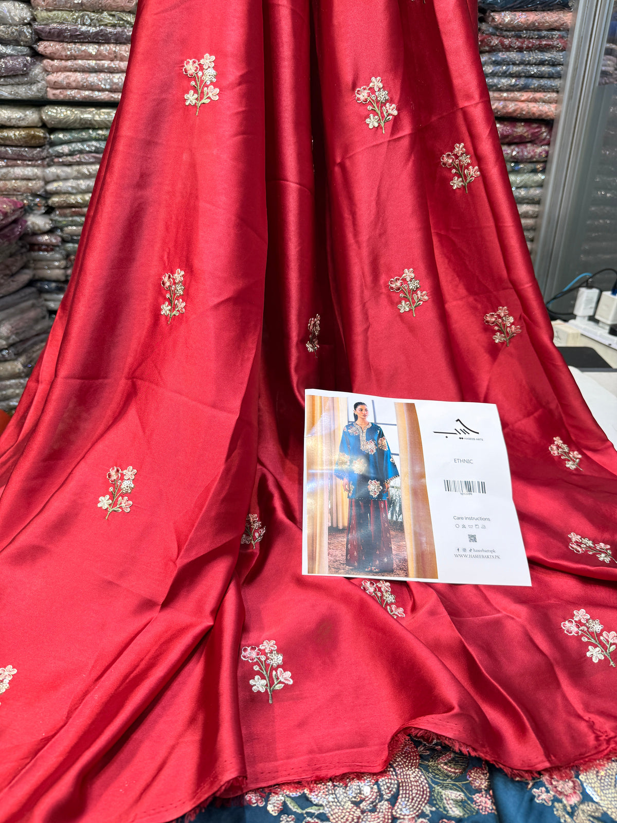 ETHNC SILK EMB ZINK