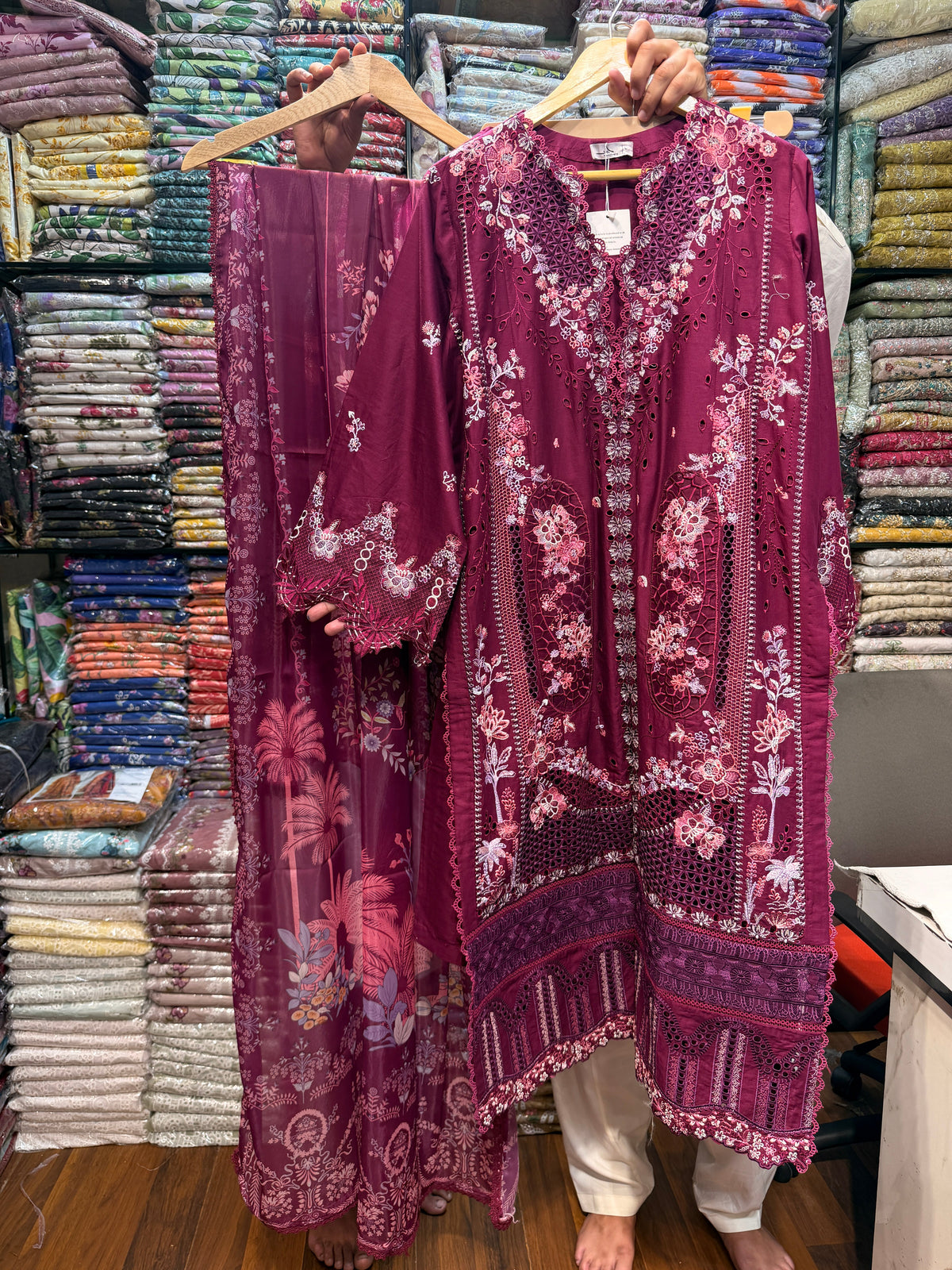 BIN ILYAS LAWN  ANAYA 162- RTW