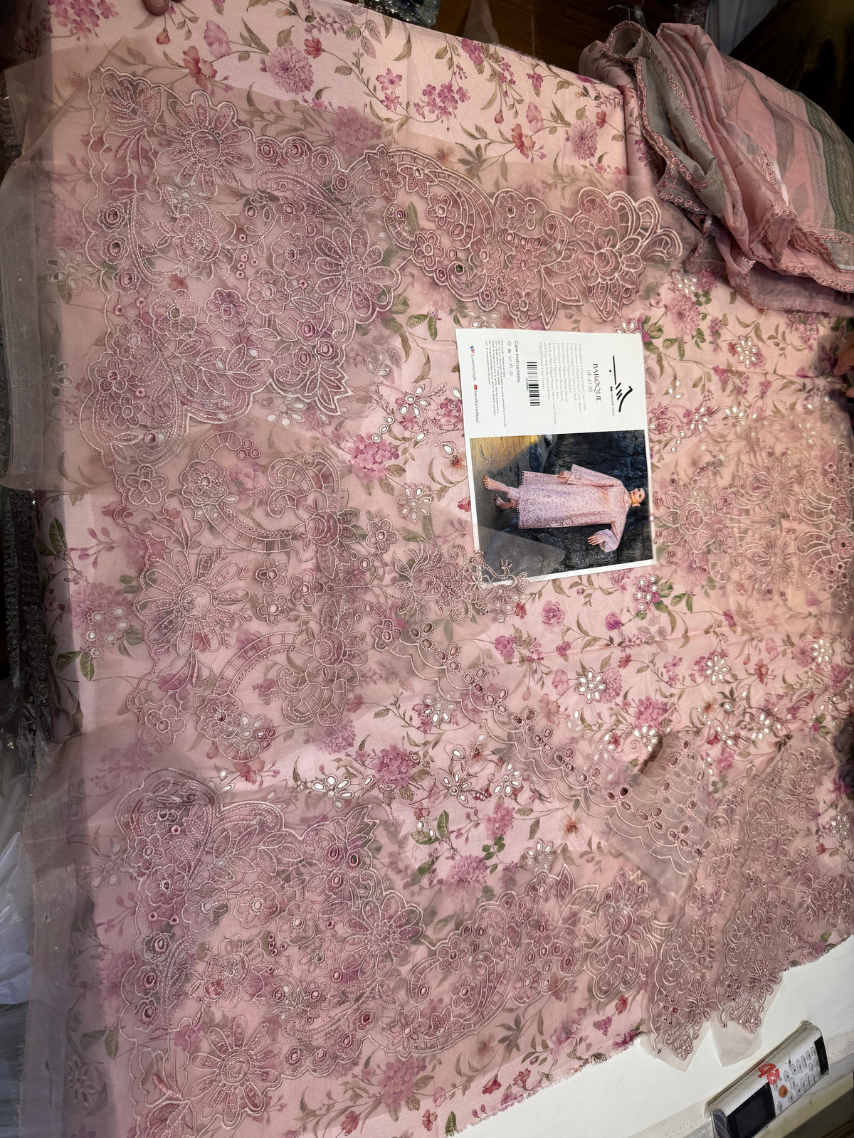 BAROQUE UF-4129 PINK LAWN