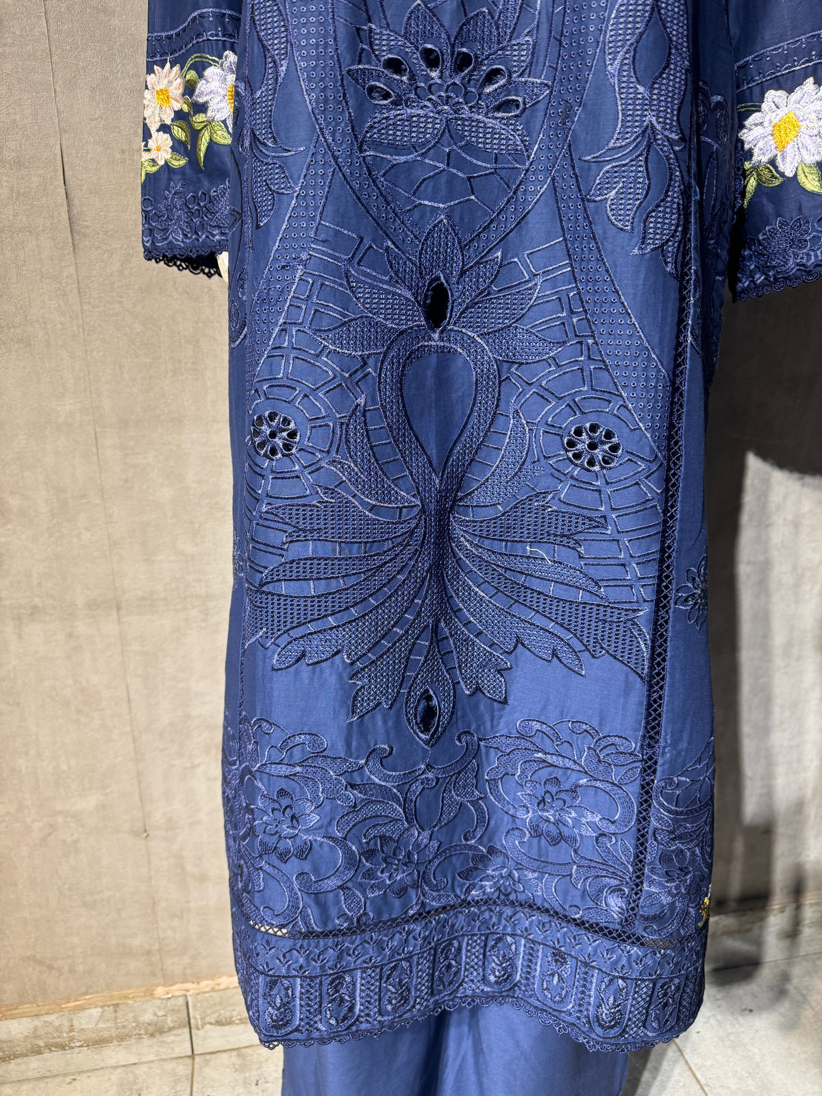 HASEEB ARTS LAWN 2PC RTW-01