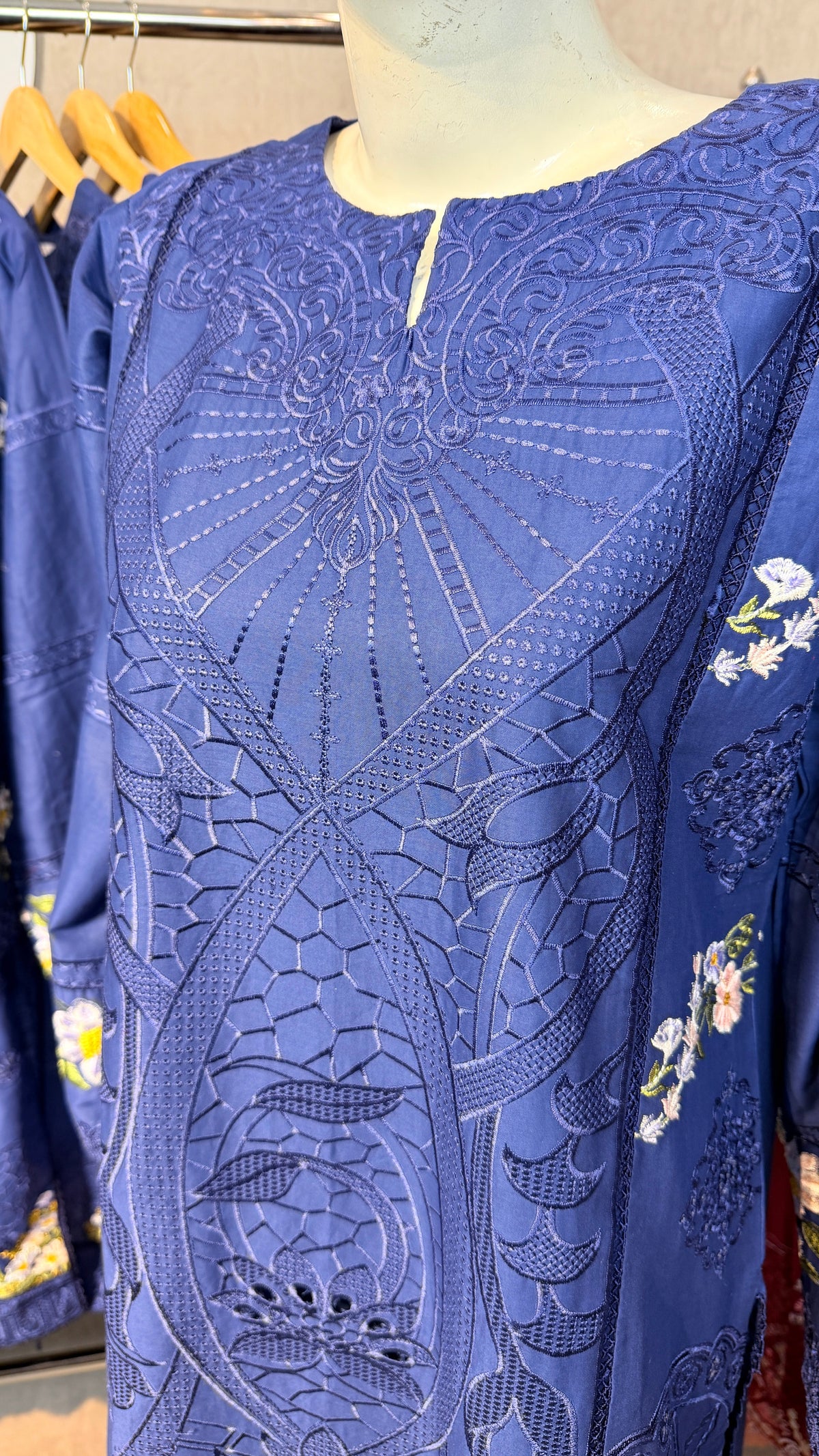 HASEEB ARTS LAWN 2PC RTW-01