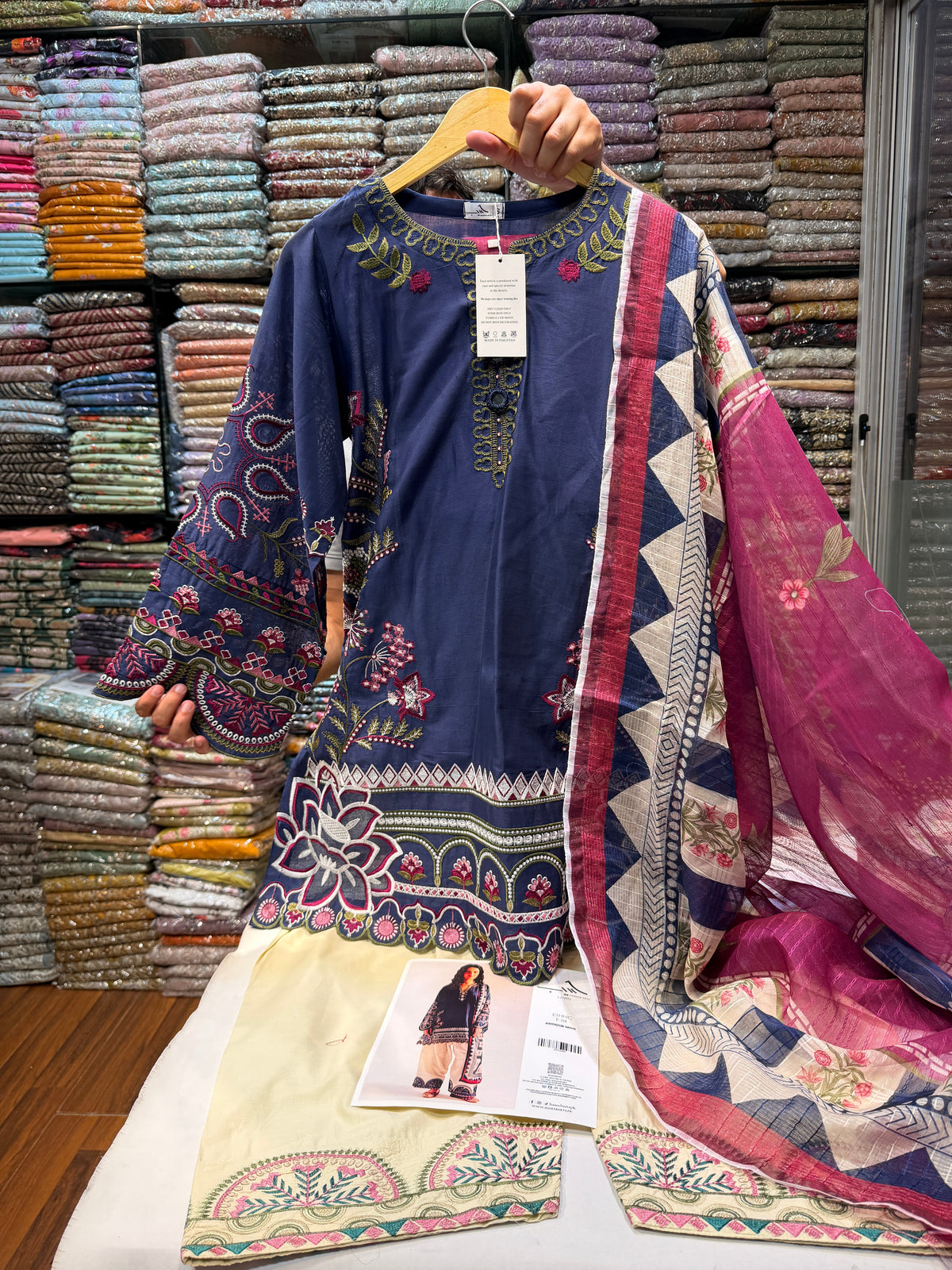 ETHNC KURTA SET VICTORIA 3PC