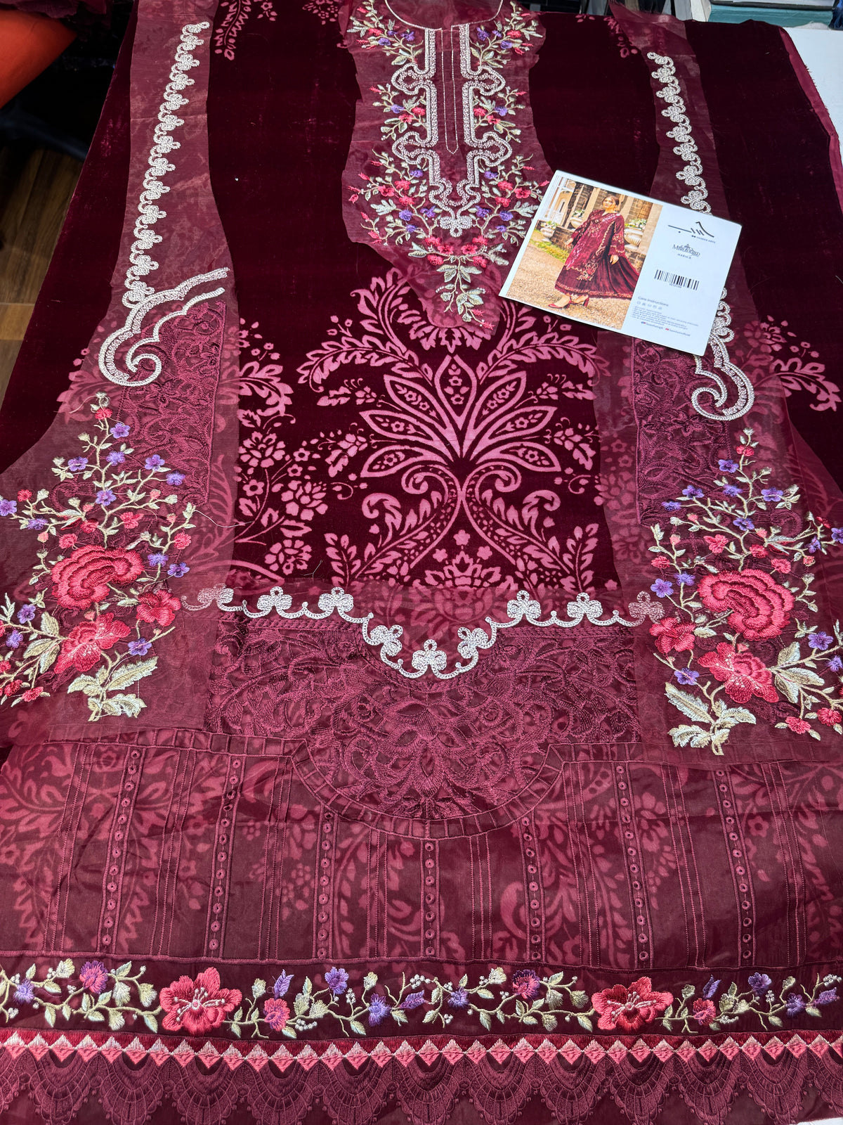 VELVET PALACHI 3PC MBP MEROON