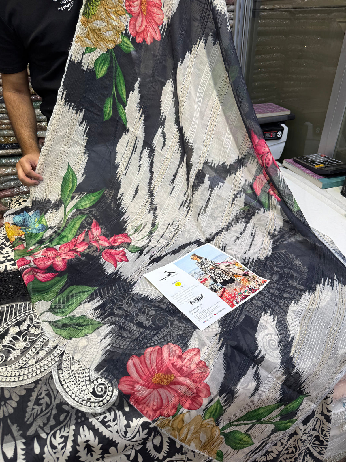 LAWN 3PC BLACK WHITE