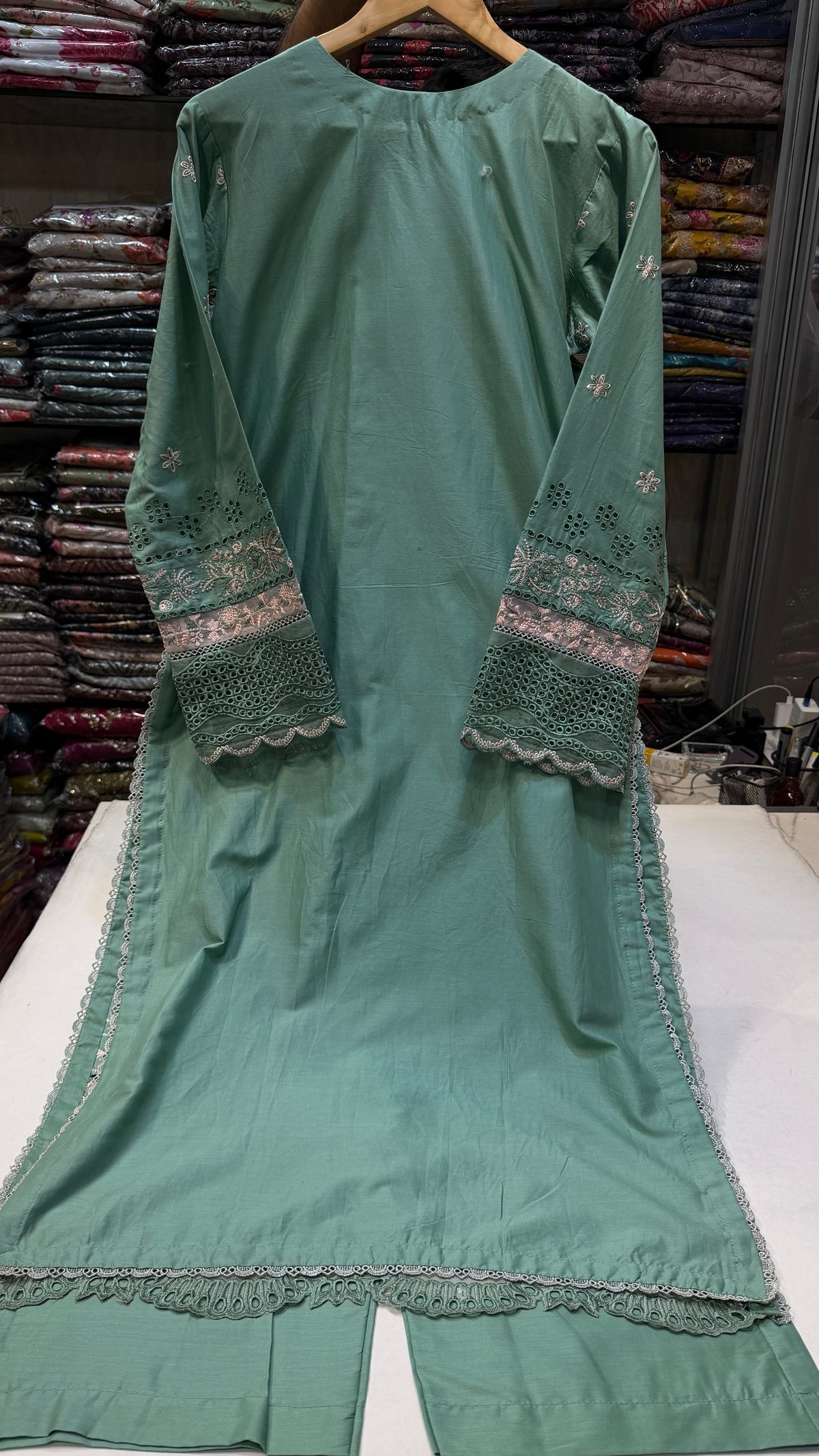 QALAMKAR LAWN 2PC RTW SB02