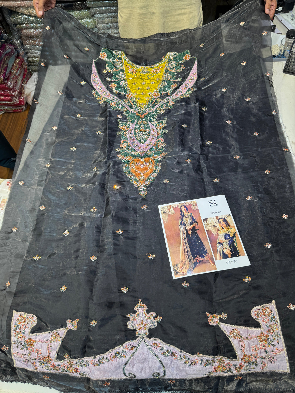 SHAZIA KIYANI SHISHA SILK SK01