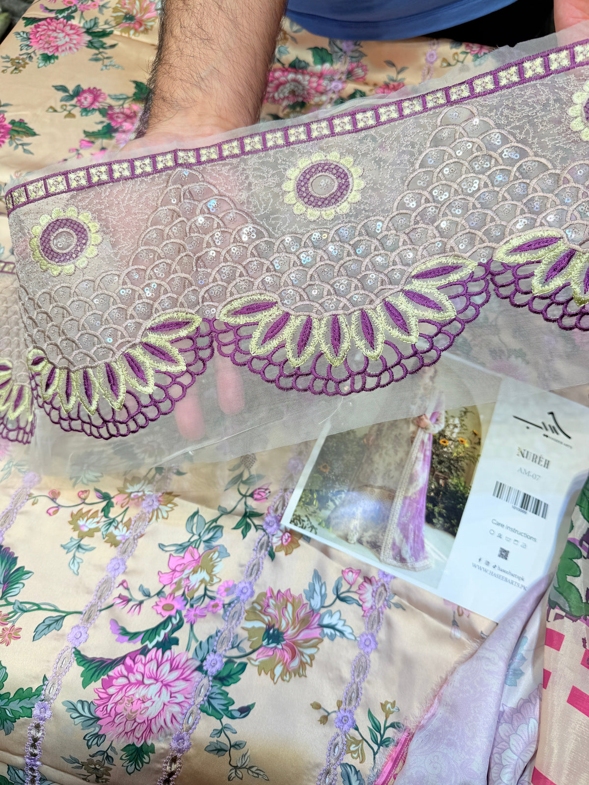 NUREH SILK AMAYA