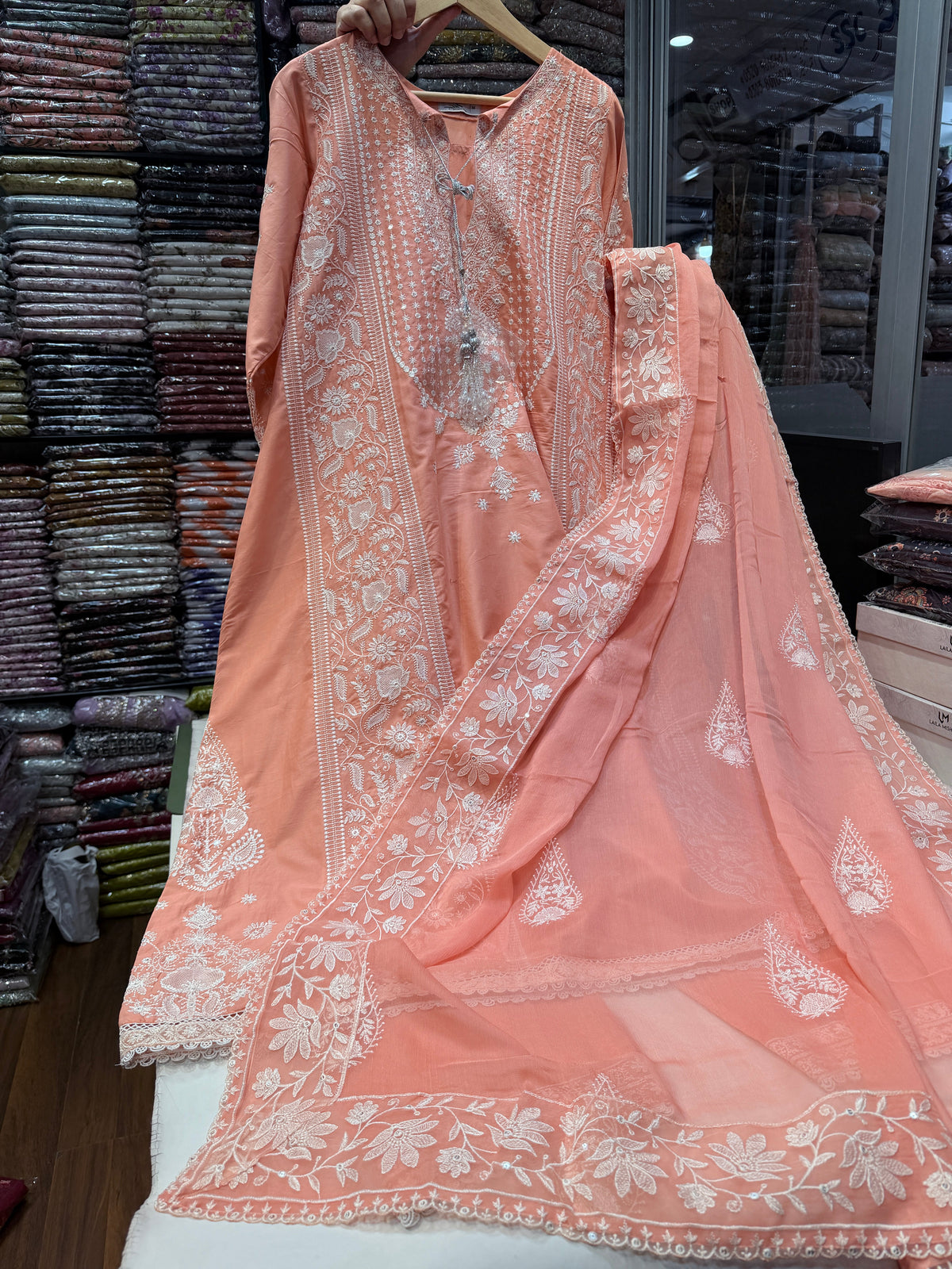 HUSSAIN REHAR SORTI RTW