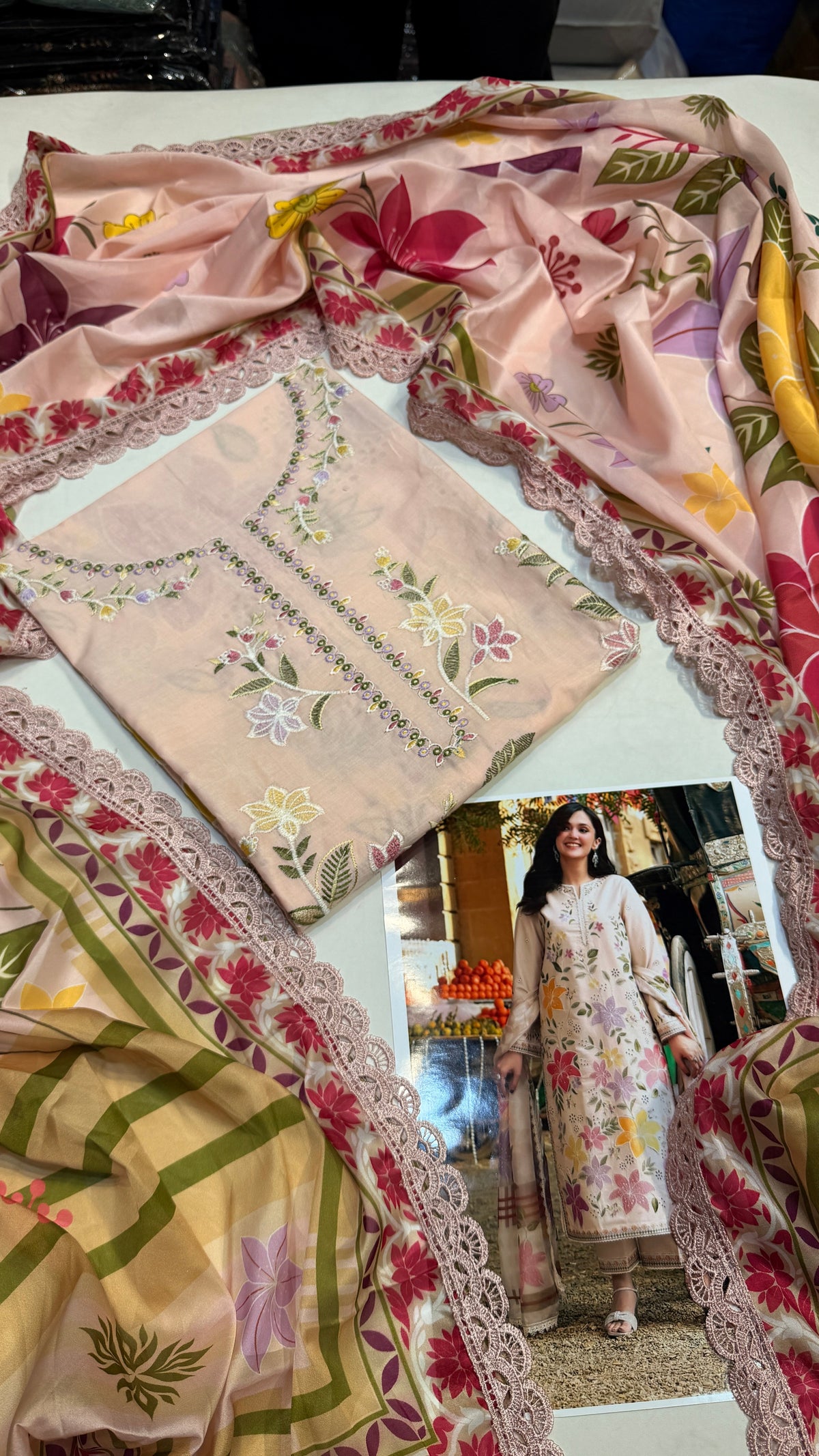 ANEELAS LAWN LUXE 2601