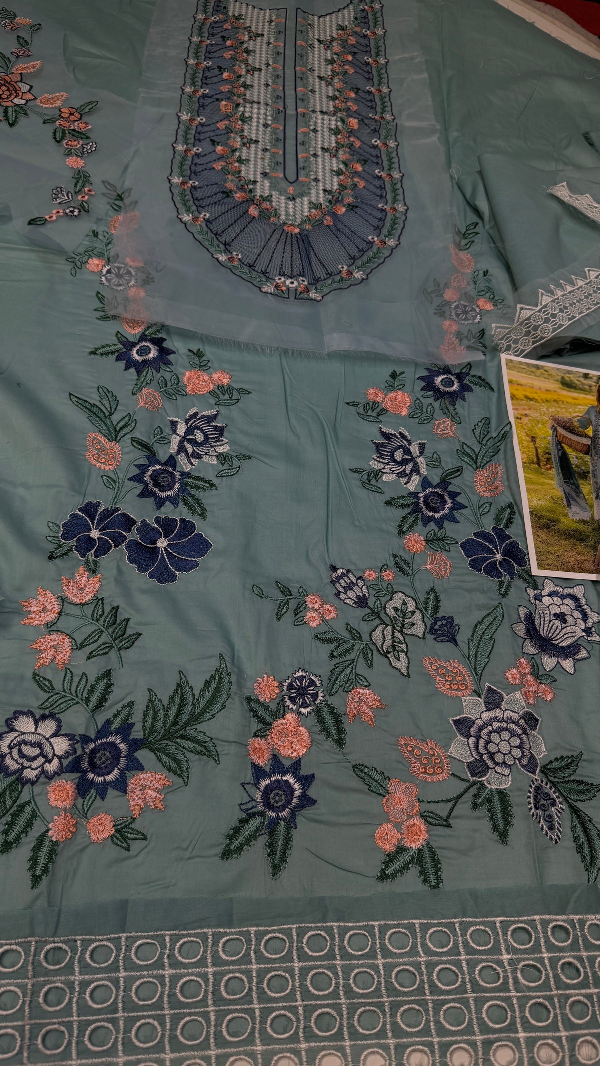MUSHQ LAWN 2508-B FEROZI