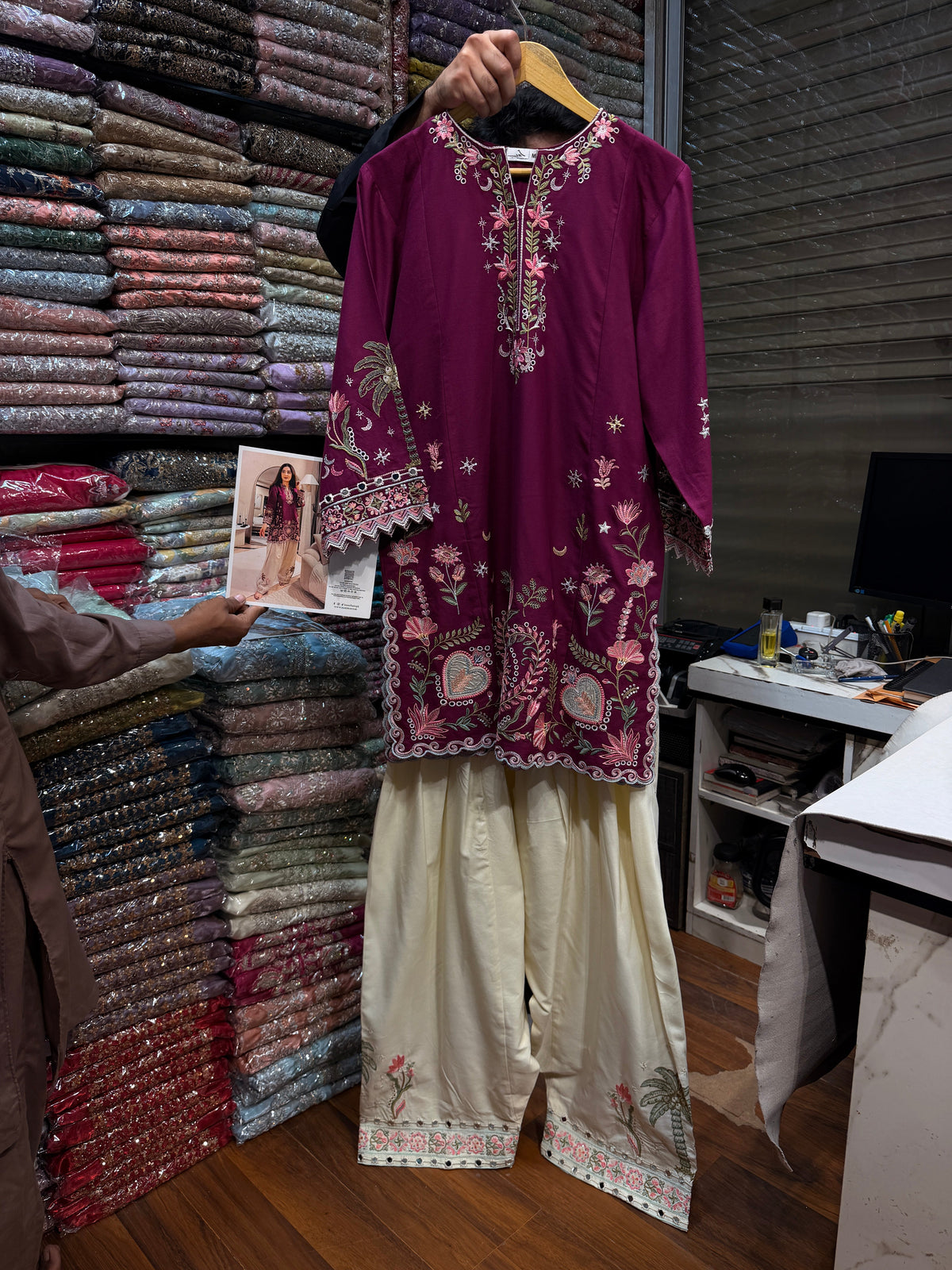 ETHNC KURTA SET 2PC MULBERRY DHANAK