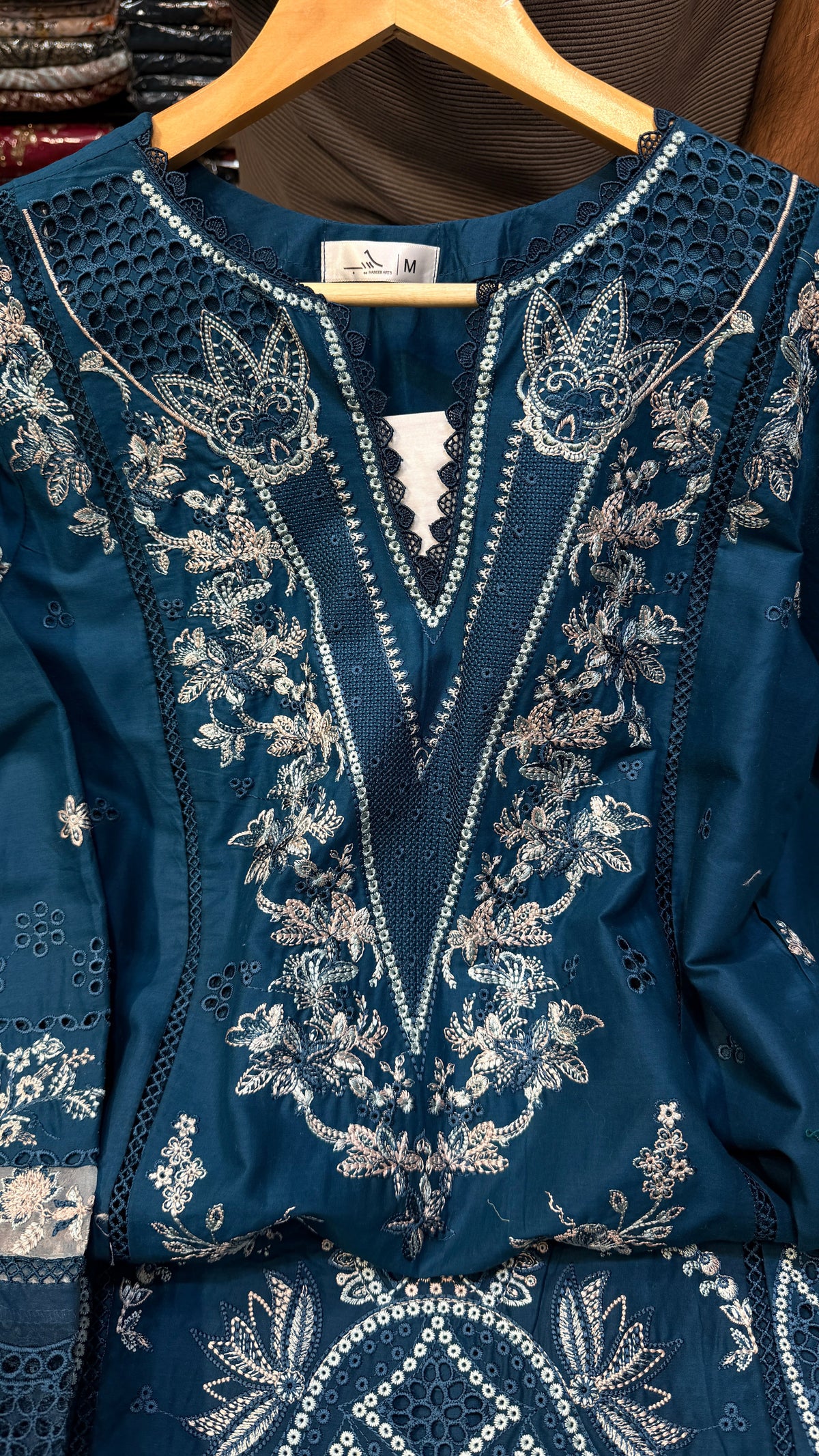 QALAMKAR LAWN 2PC RTW SB02