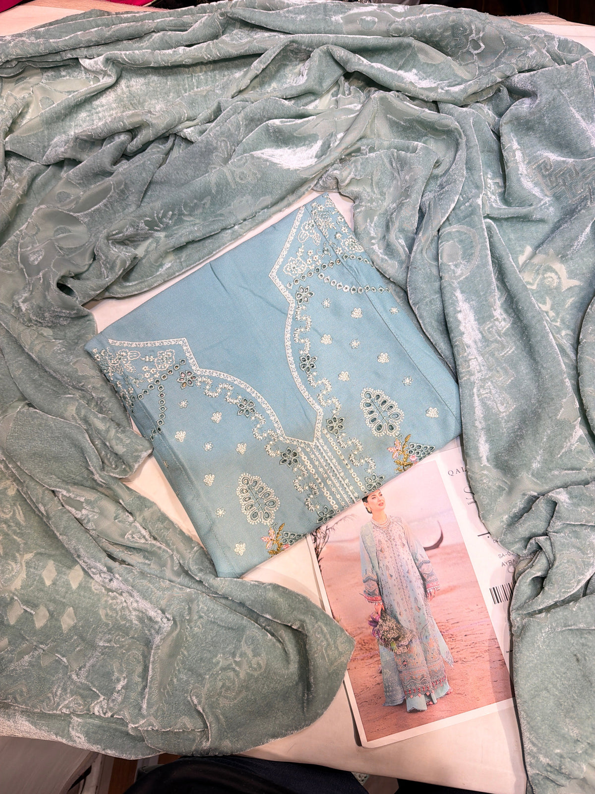 QALAMKAR AYRA DHANAK PALACHI SHAWL