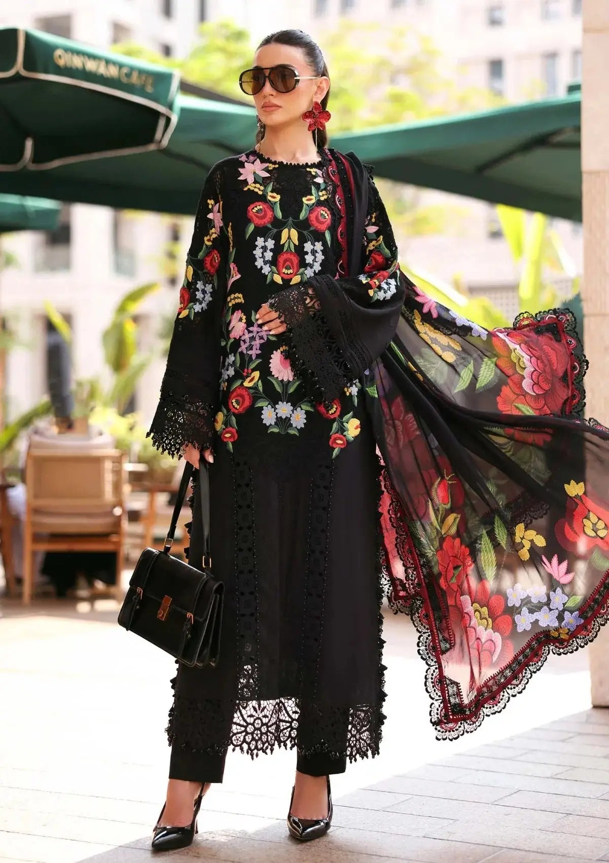 Maria b Lawn Luxury Embroidered 3 Piece Dress - J3498