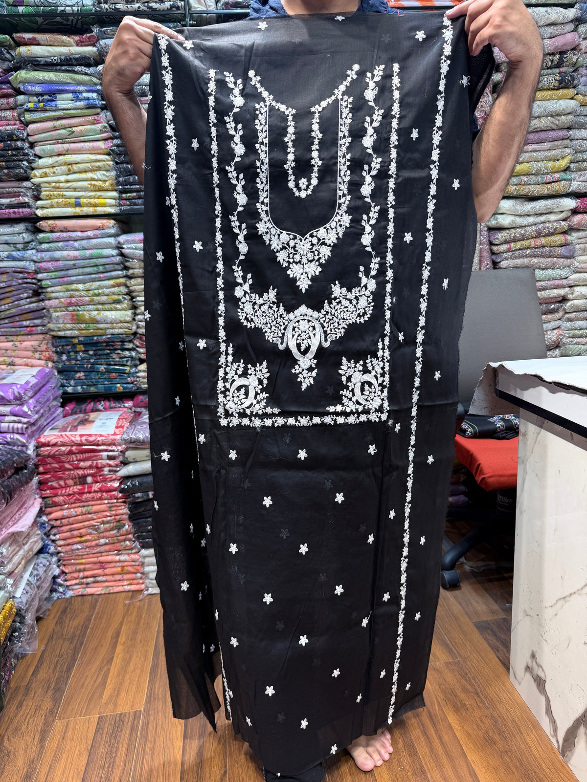 ROHA LAWN 2PC FREE DC