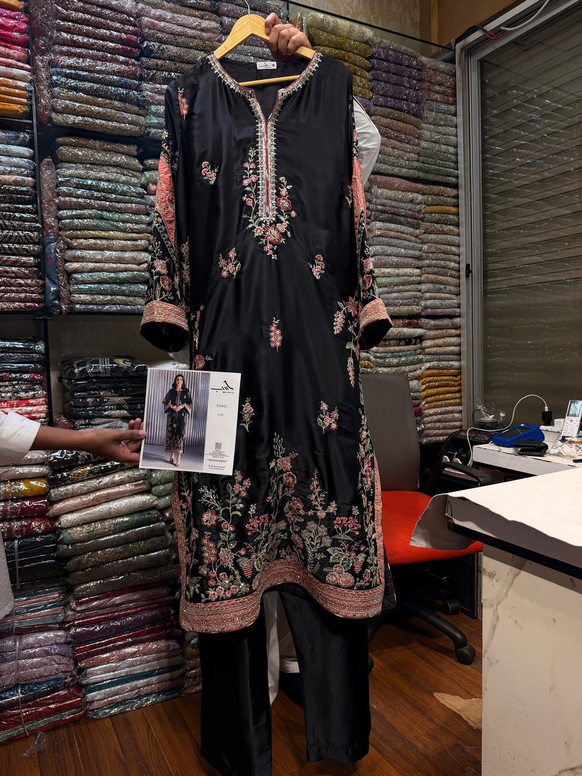 ETHNC SILK KAFTAN 2PC E-1135 STICHED (Delivery Time 10 to 15 Days)