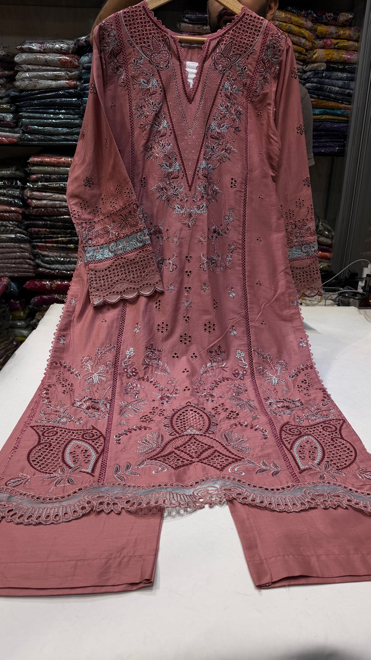 QALAMKAR LAWN 2PC RTW SB02