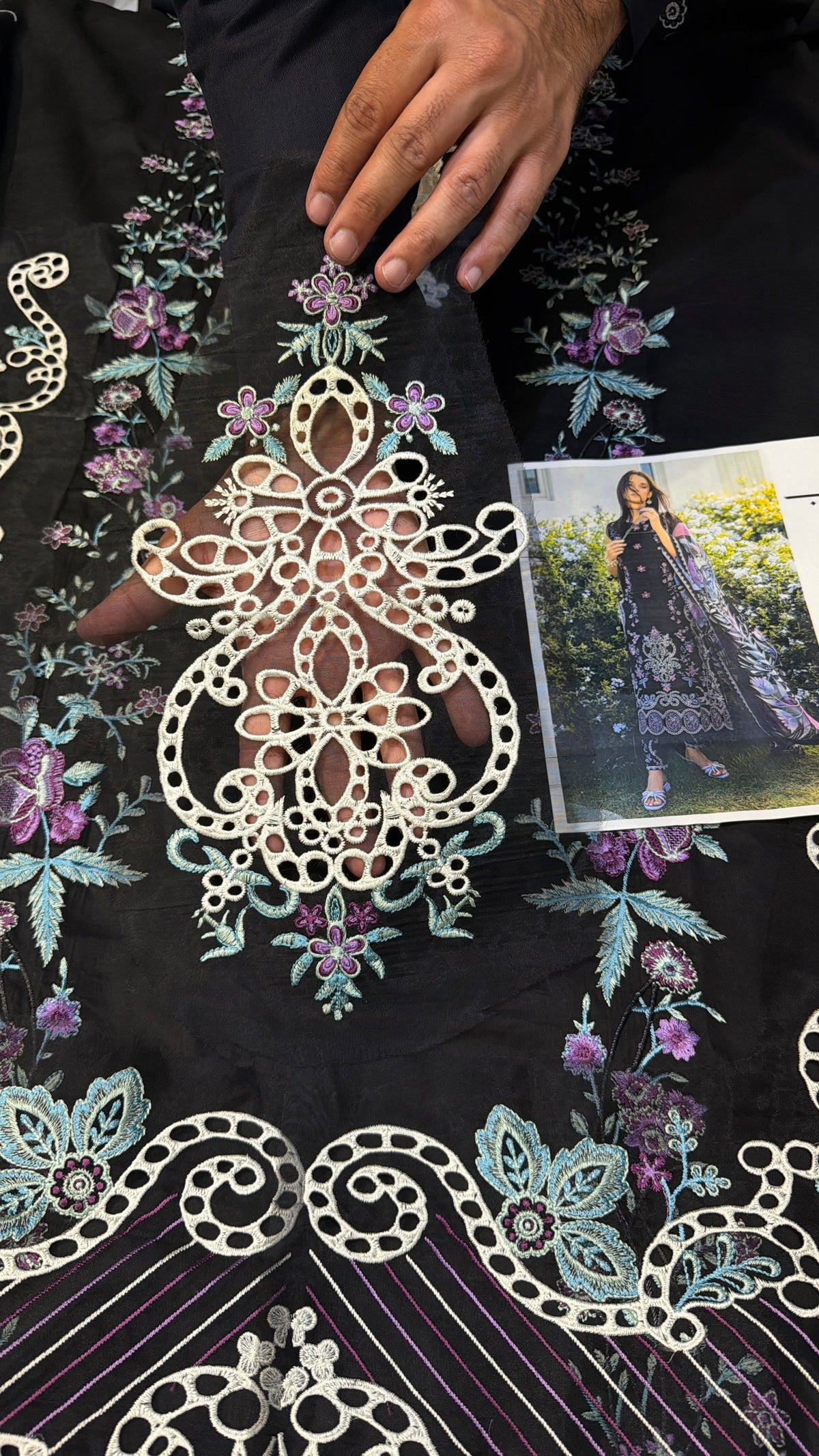 MUSHQ LAWN 2502 BLACK