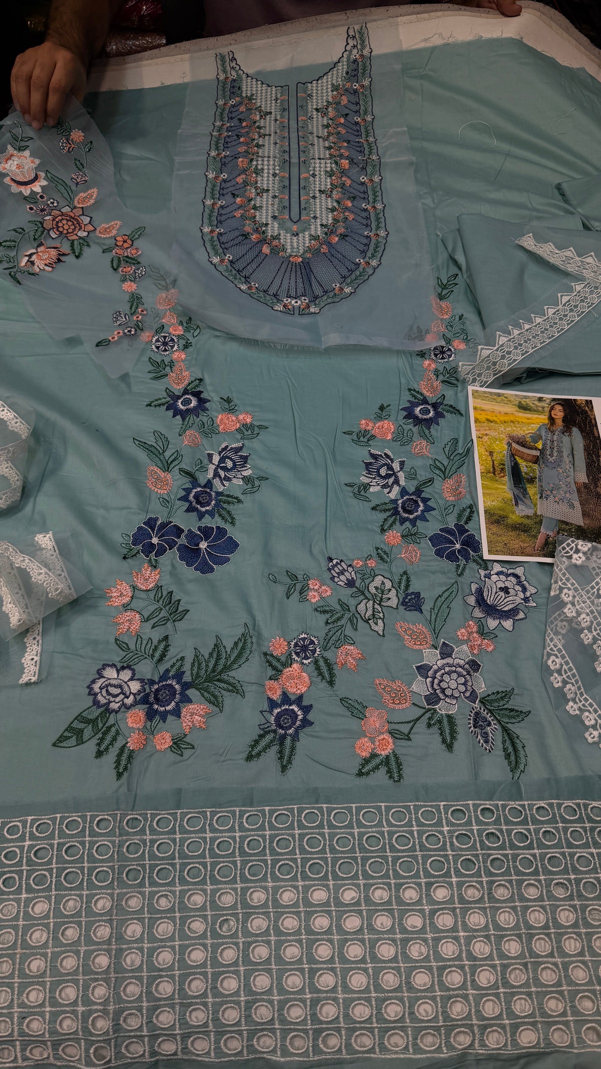 MUSHQ LAWN 2508-B FEROZI