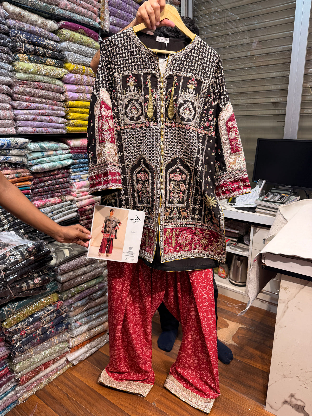 ETHNC KURTA SET VISCOSE E-1080 2PC (Delivery Time 10 to 15 Days)
