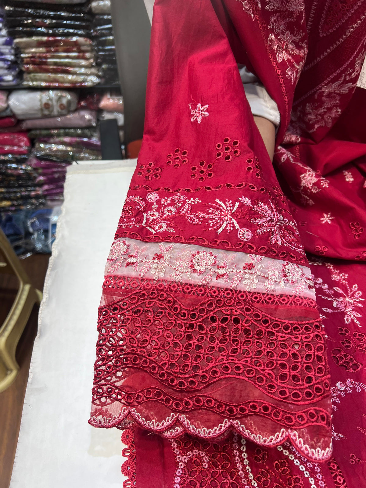 QALAMKAR LAWN 2PC RTW SB02