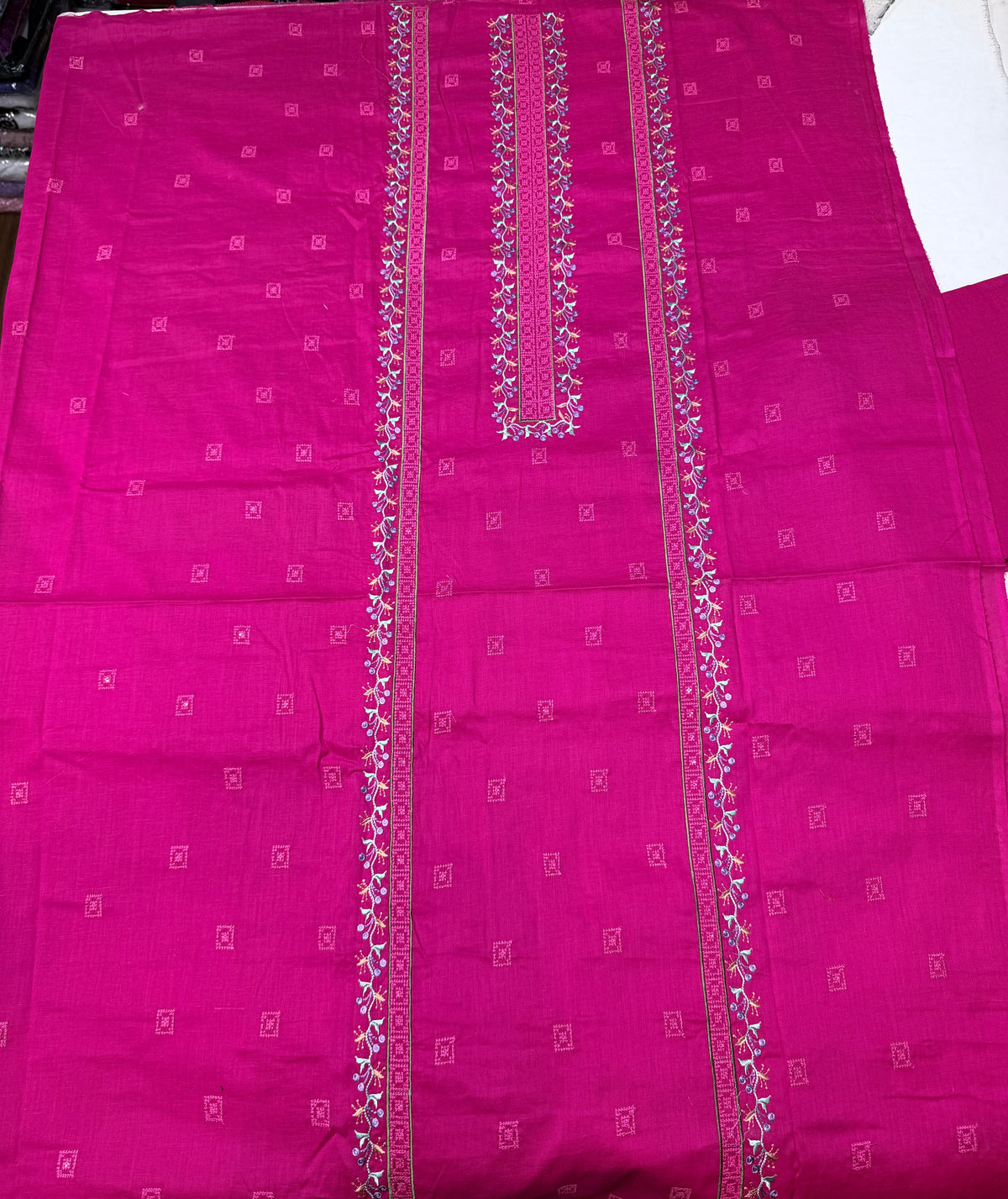 CHANDNI LAWN 2PC FREE DC