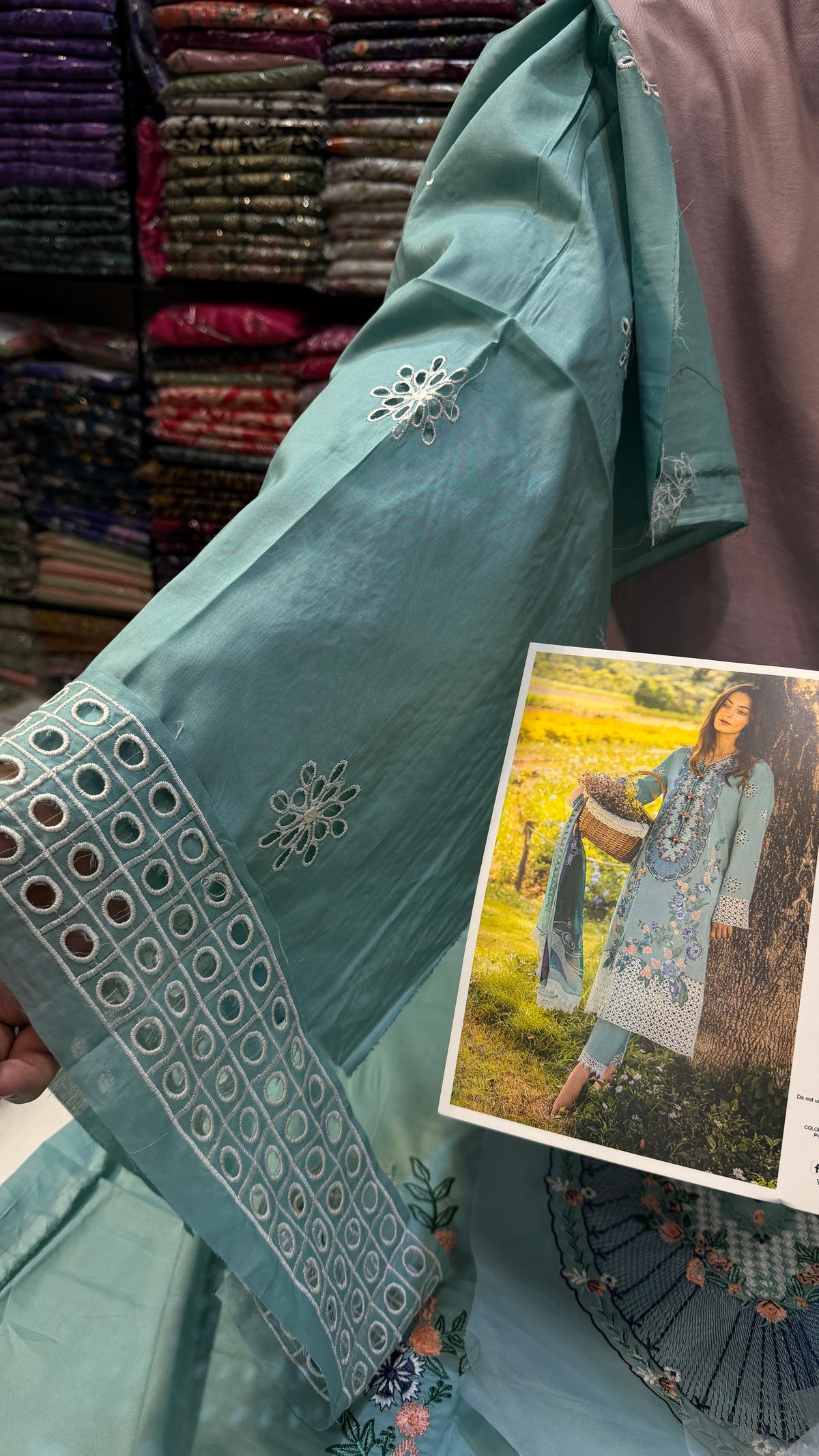 MUSHQ LAWN 2508-B FEROZI