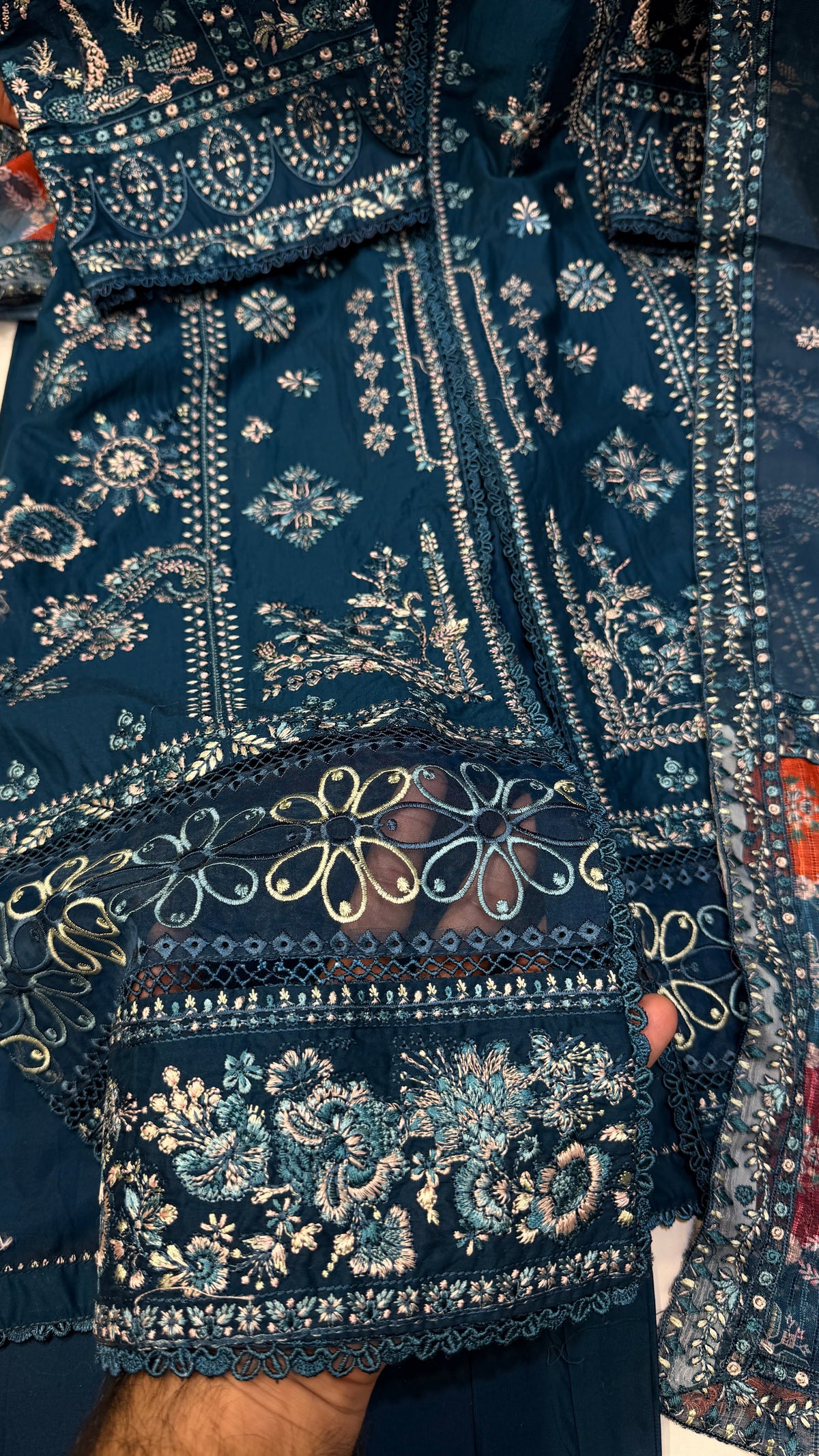 HUSSAIN REHAR LAWN NARGIS RTW