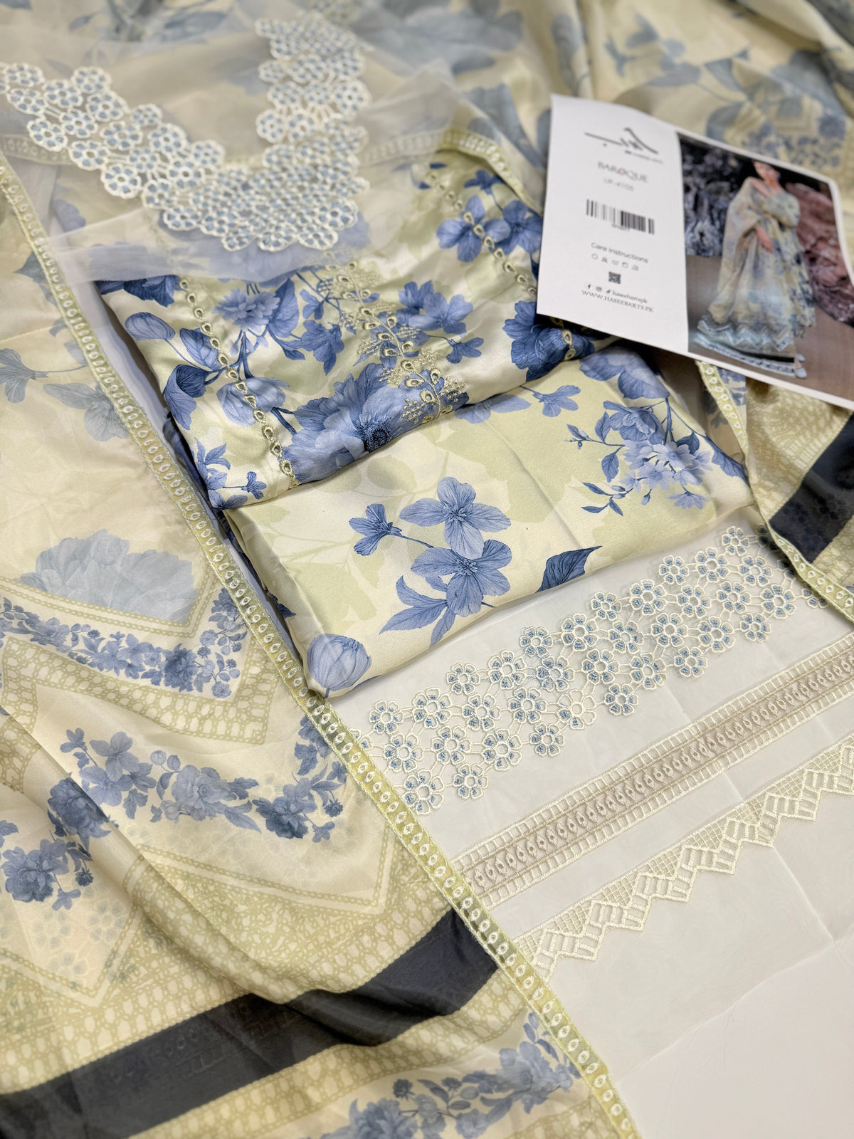 BAROQUE SILK PRINT 4105