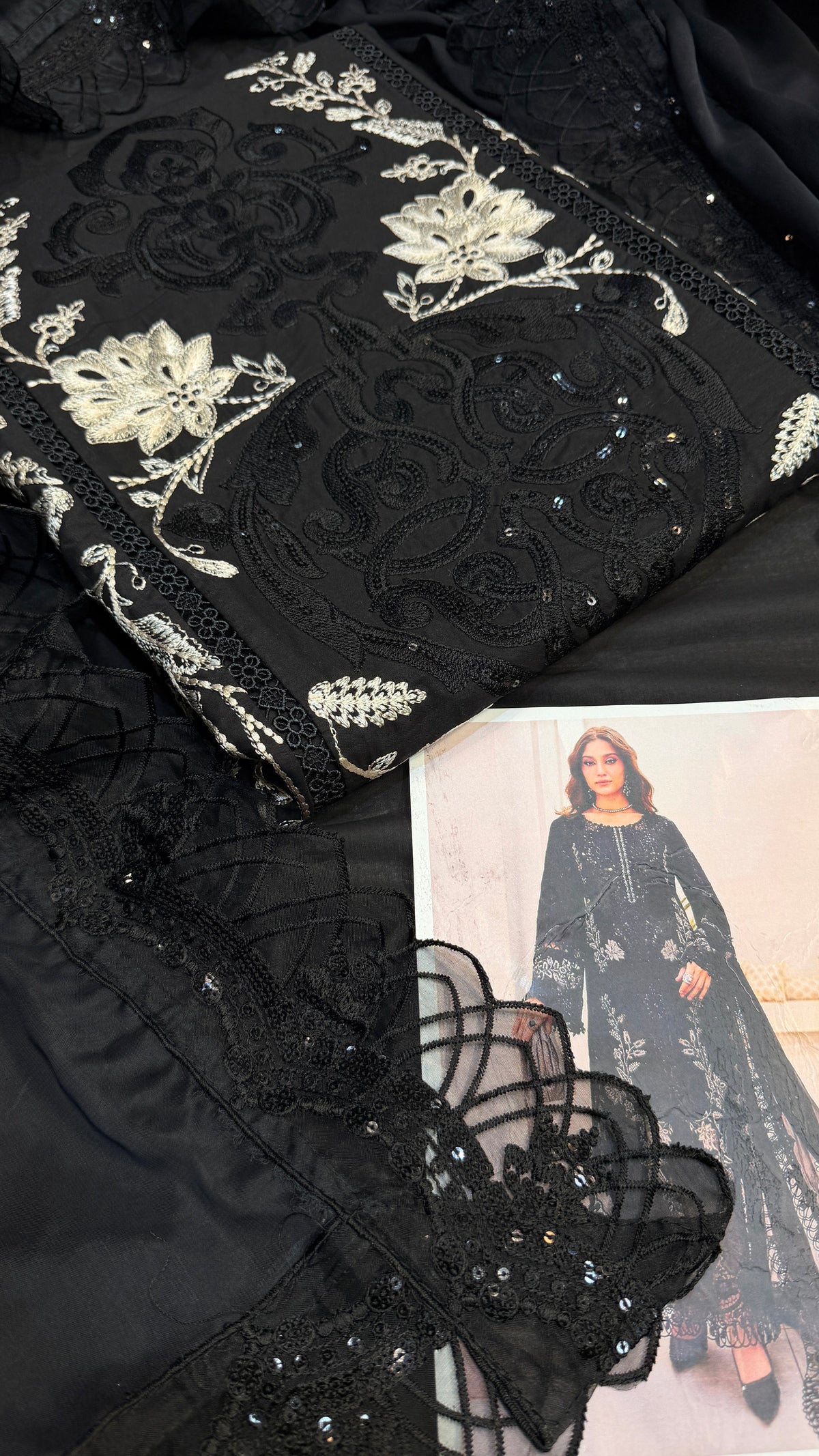 MARIA.B LAWN EL-25 BLACK