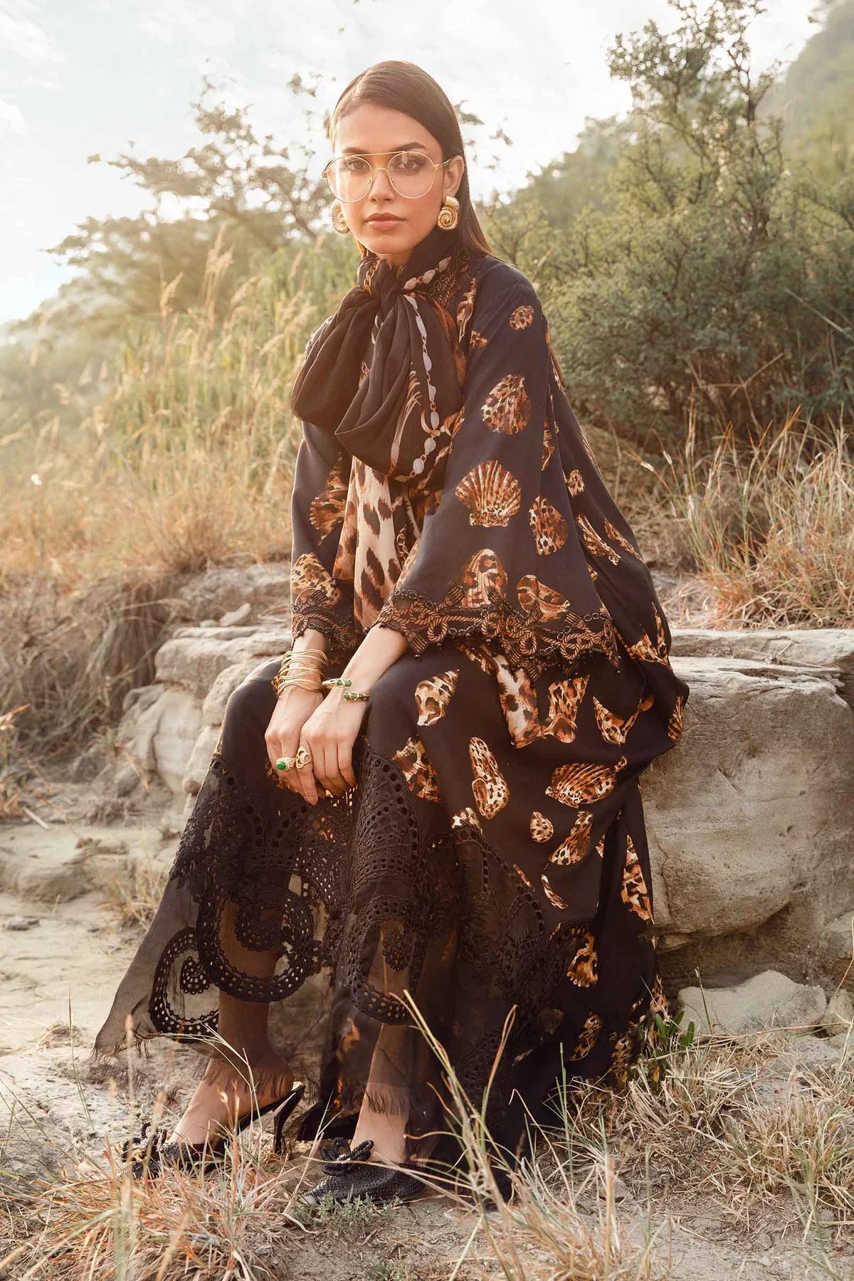 KHADDAR PRINT 3 PC UNSTICHED KH BLACK 2