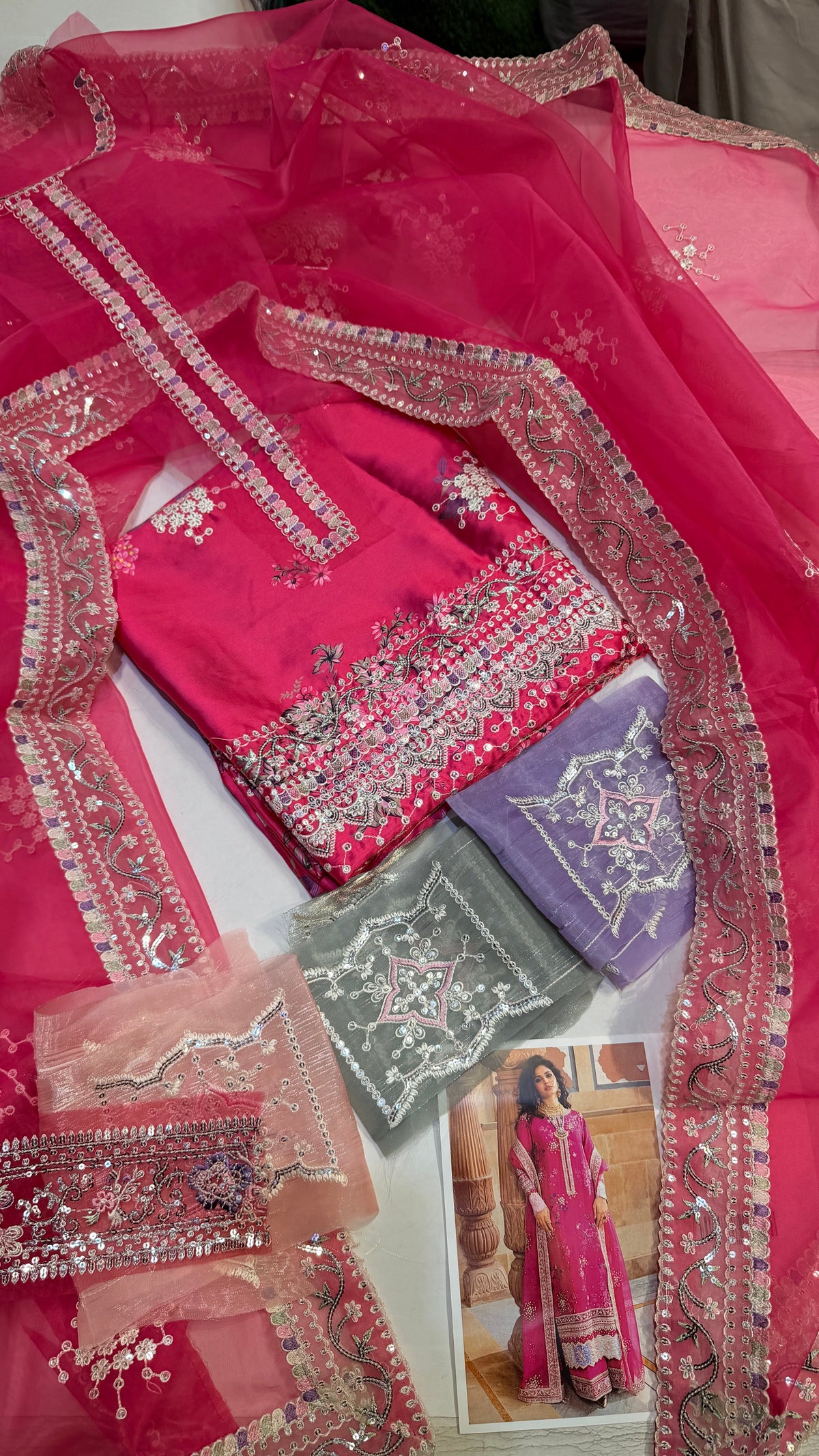 RANGRASIYA SILK AMIRA