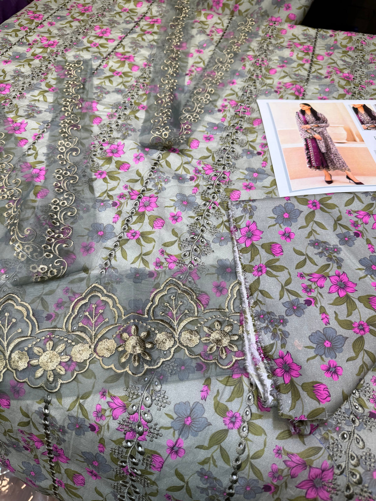 BAROQUE LAWN DARK GRAY