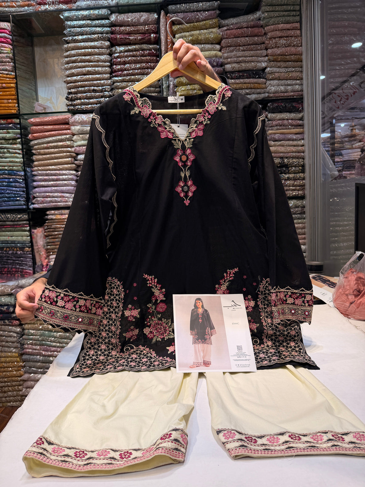 ETHNC KURTA SET 2PC JET BLACK