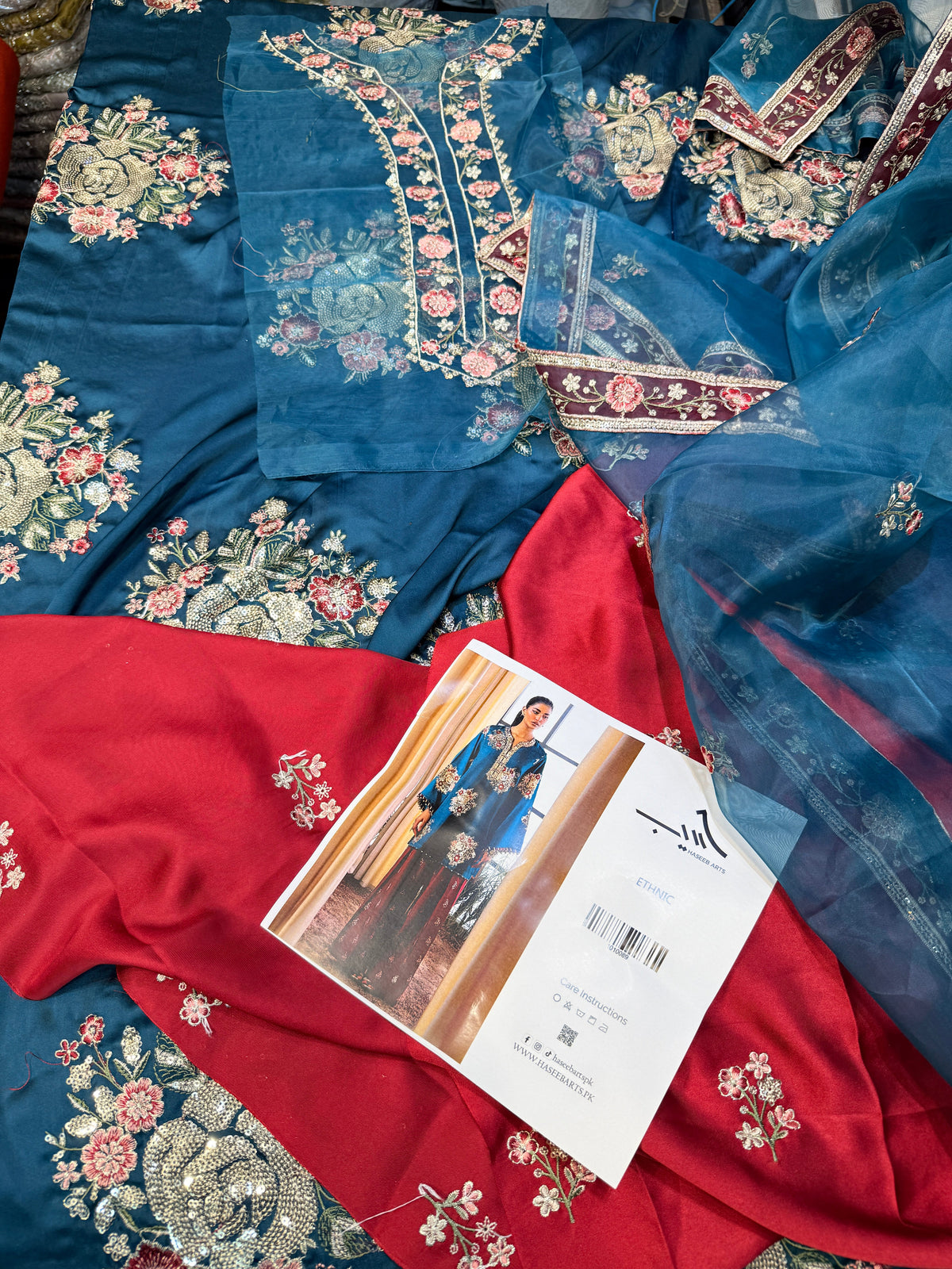 ETHNC SILK EMB ZINK